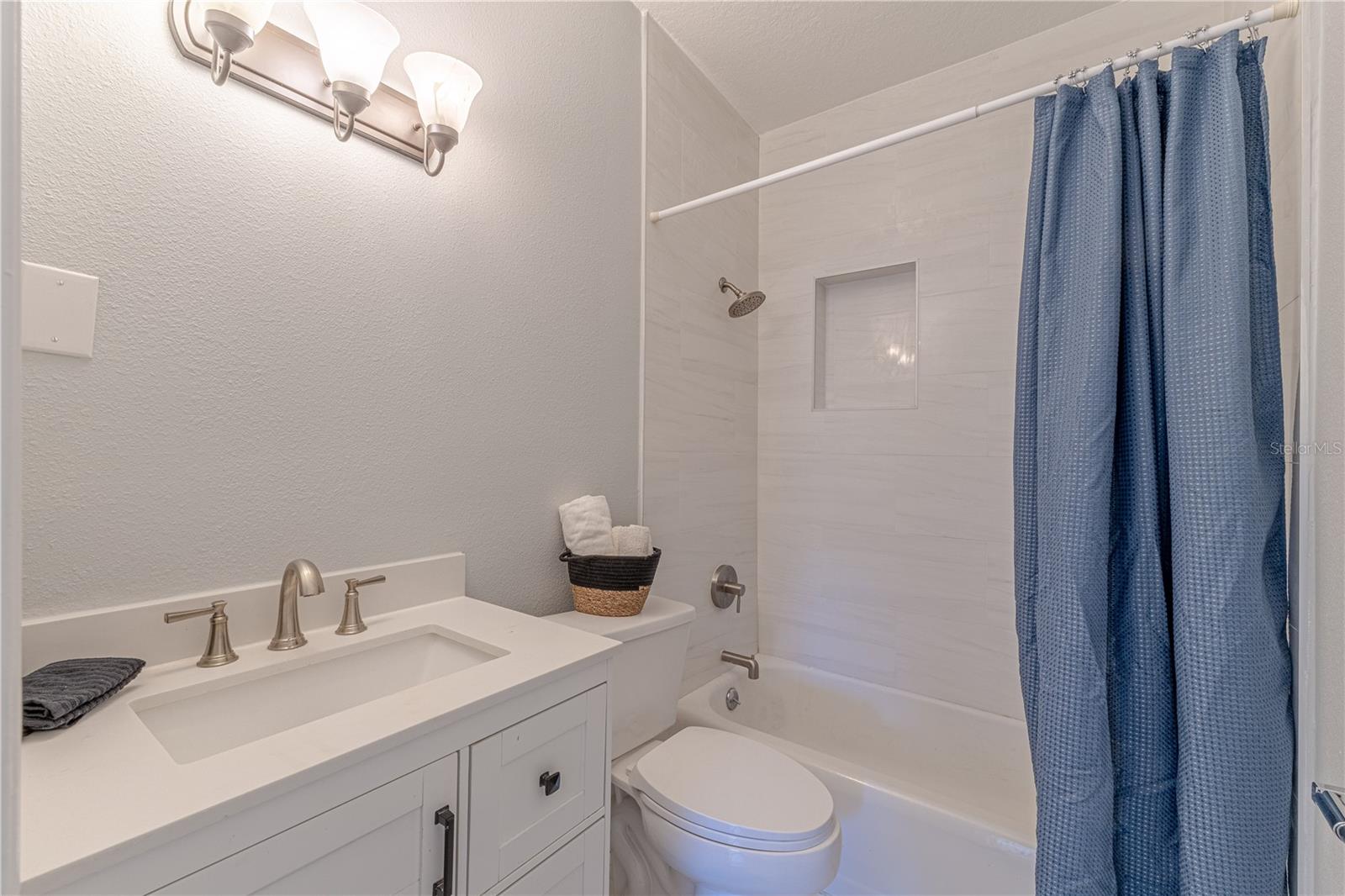 CLERMONT WOODLAWN - Residential