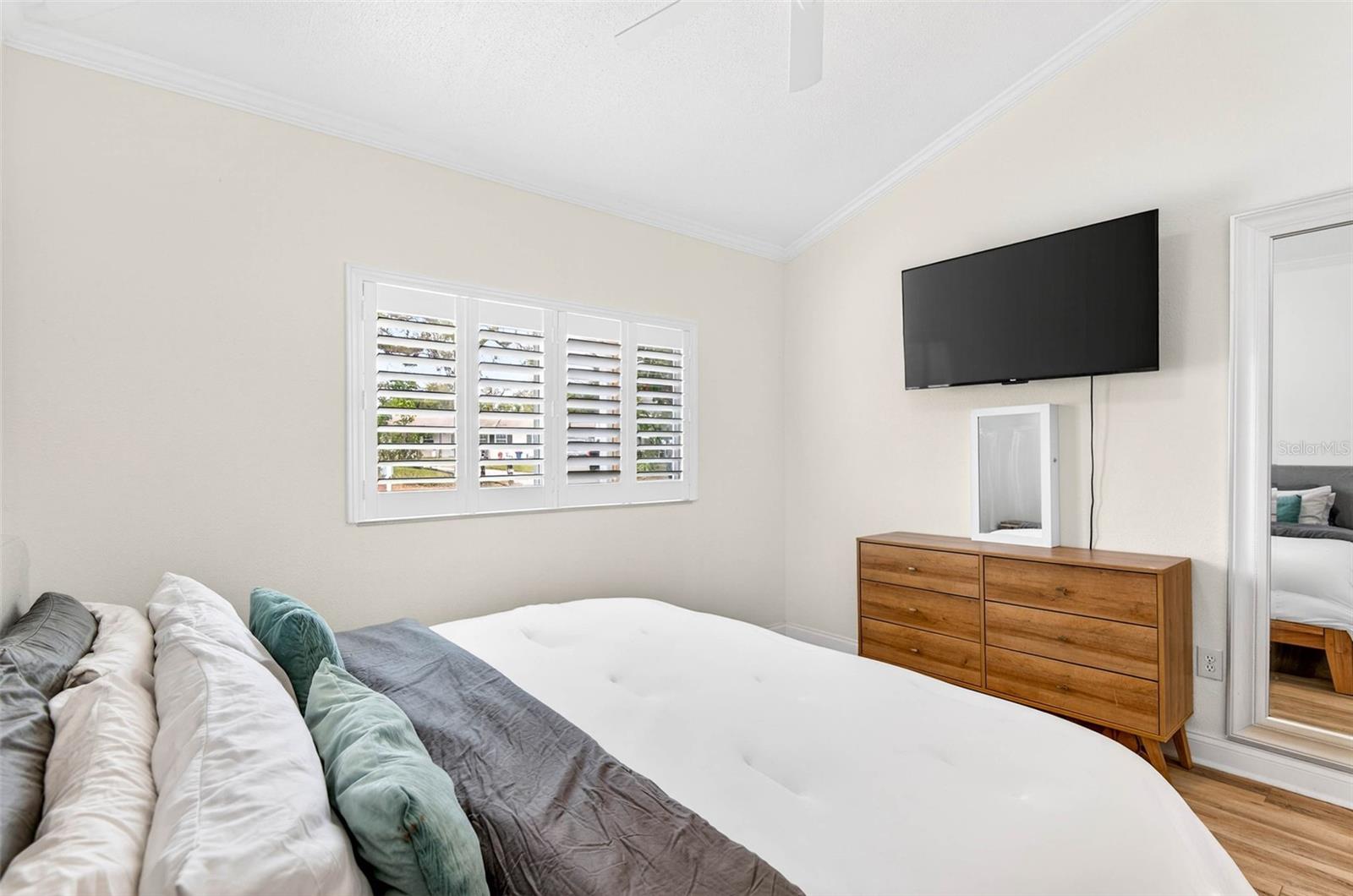 BAY PINES ESTATES - Residential