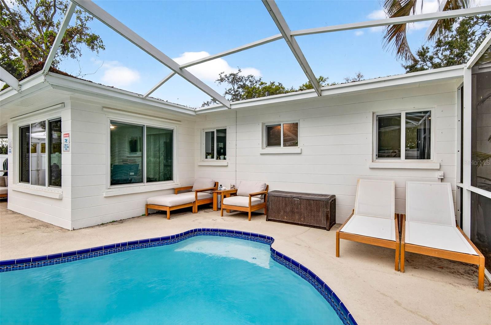 BAY PINES ESTATES - Residential