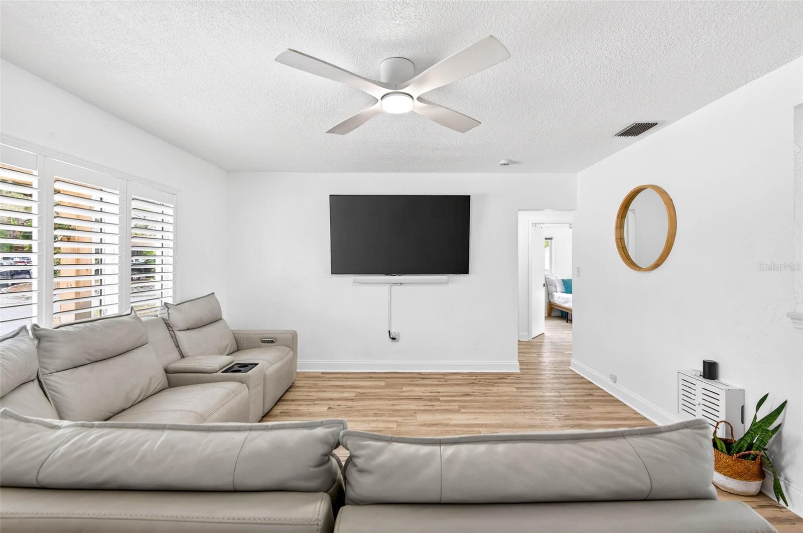 BAY PINES ESTATES - Residential