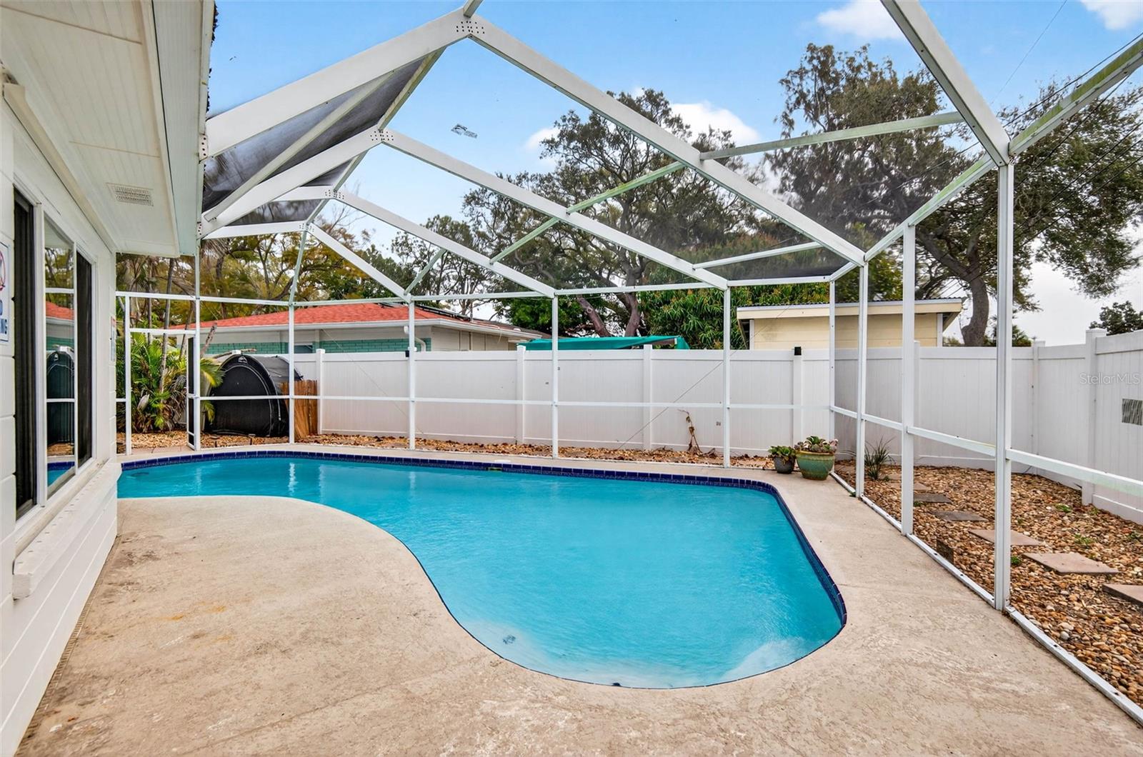 BAY PINES ESTATES - Residential