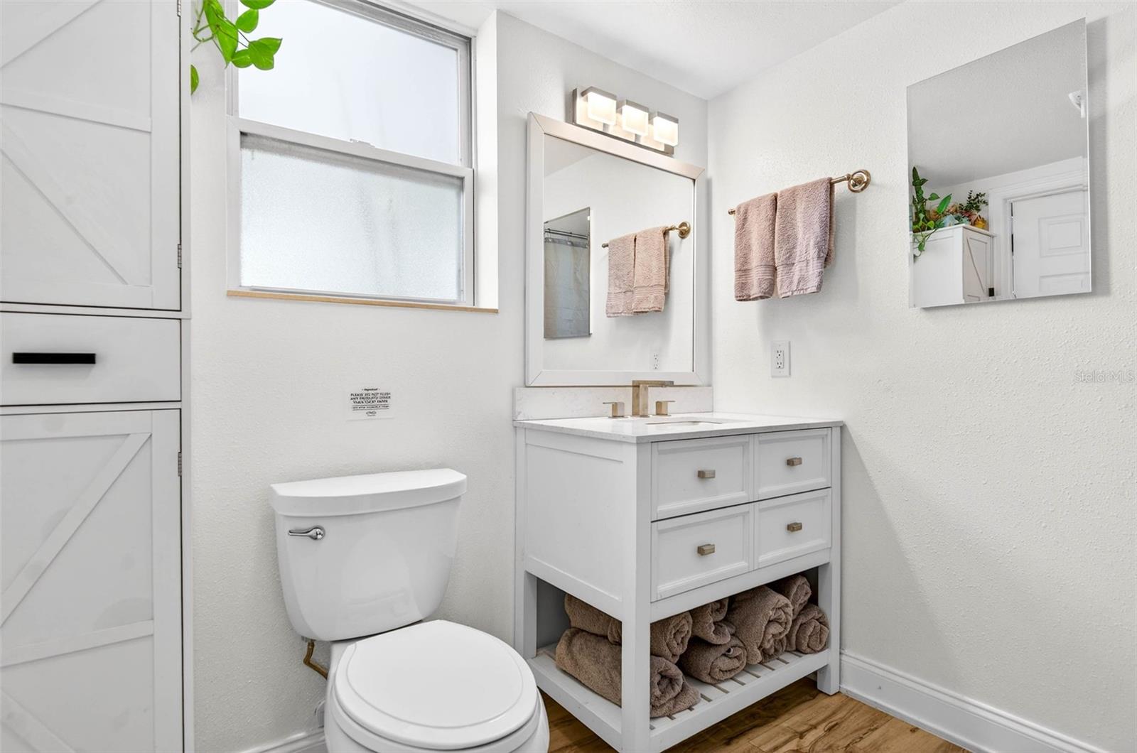 BAY PINES ESTATES - Residential