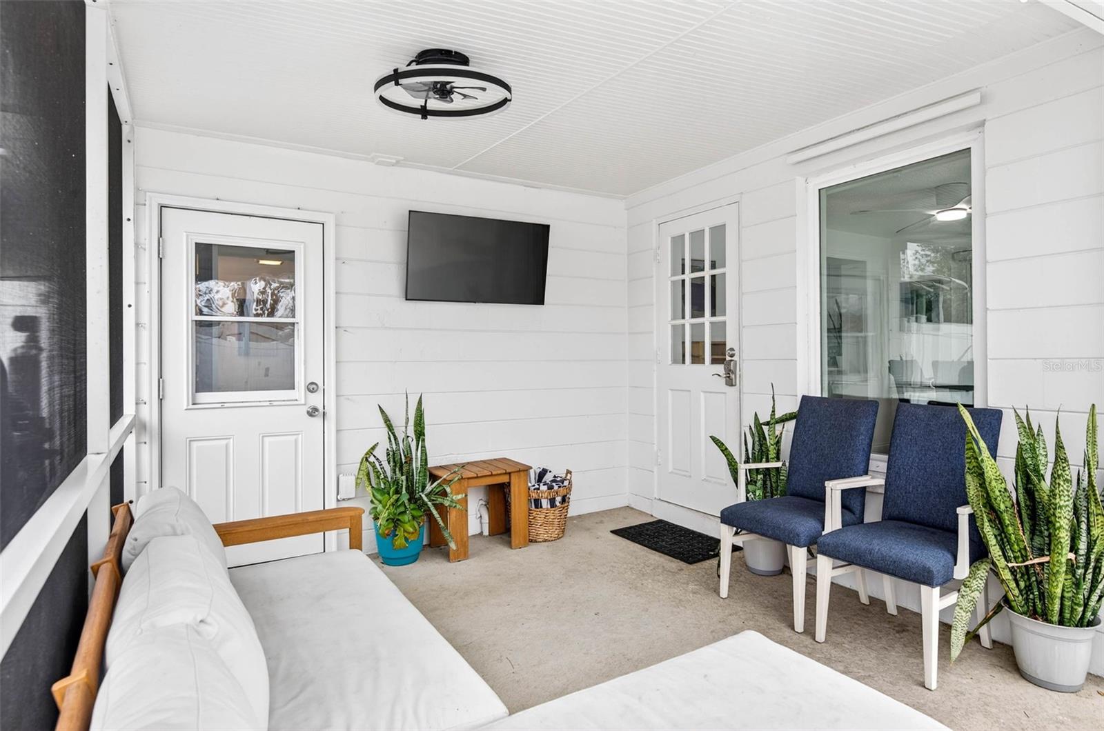 BAY PINES ESTATES - Residential