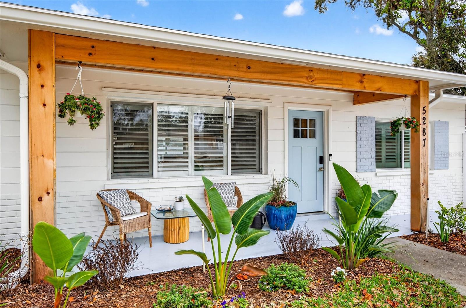 BAY PINES ESTATES - Residential