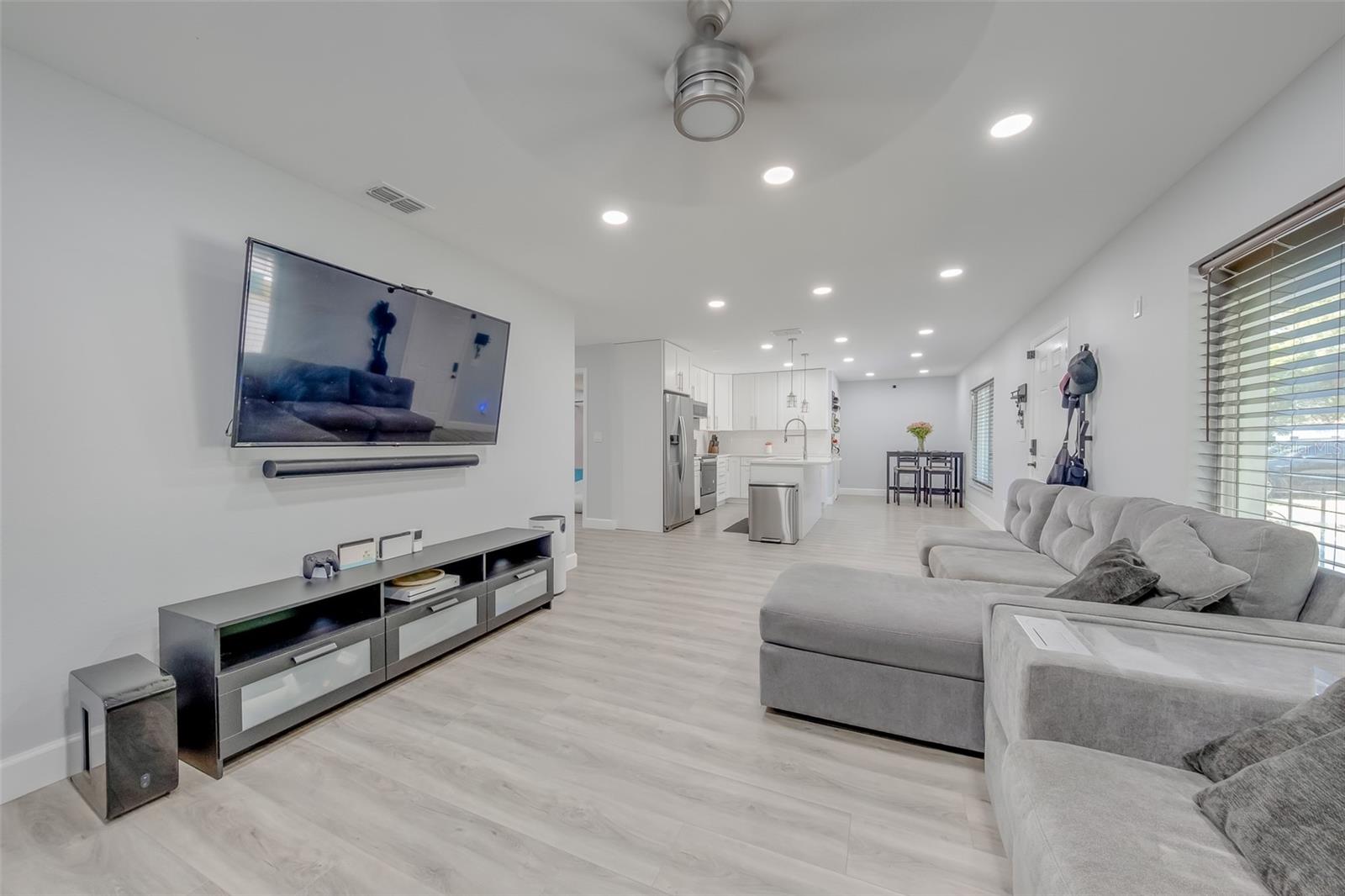 HARBOR VISTA - Residential