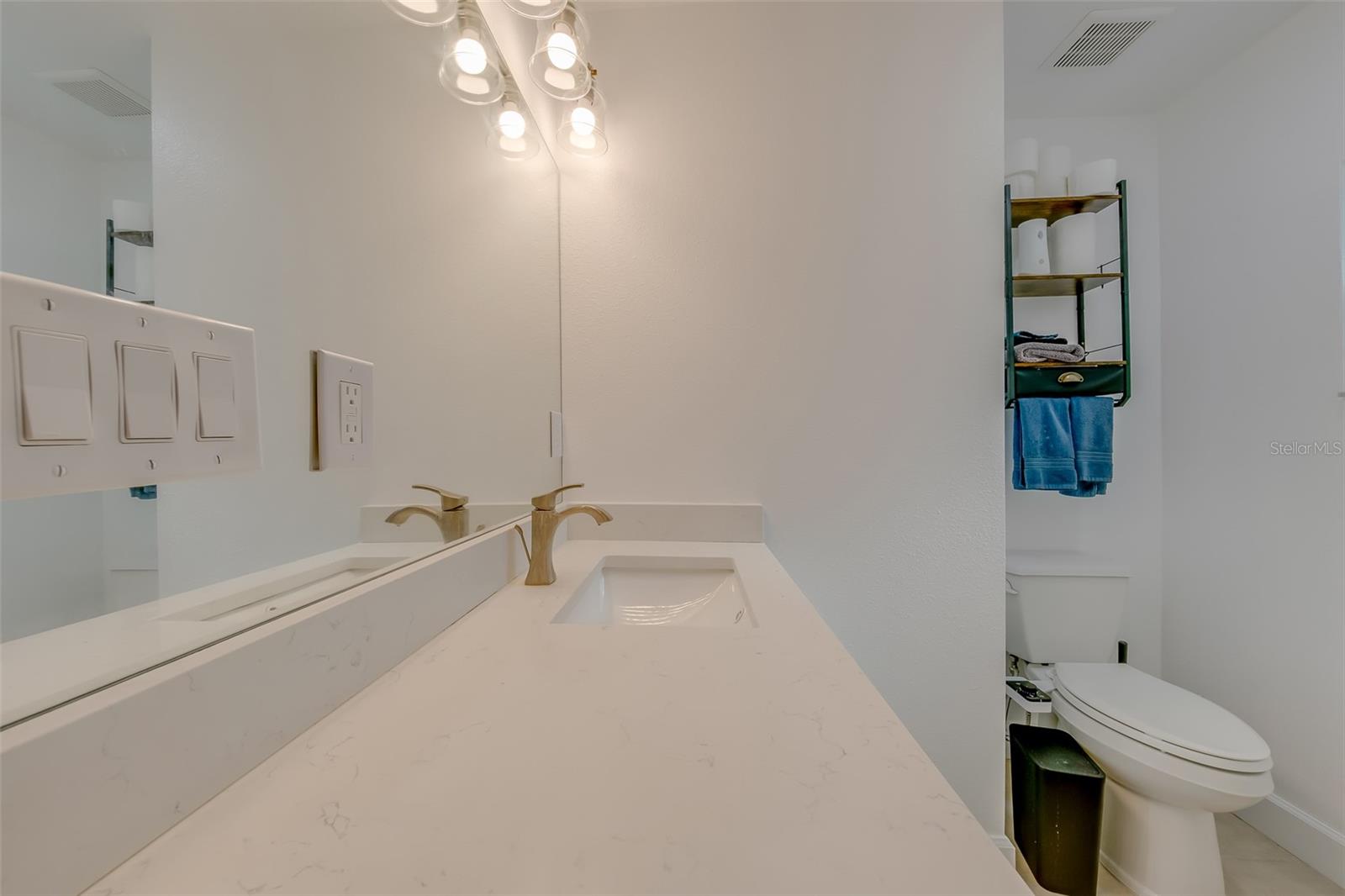 HARBOR VISTA - Residential