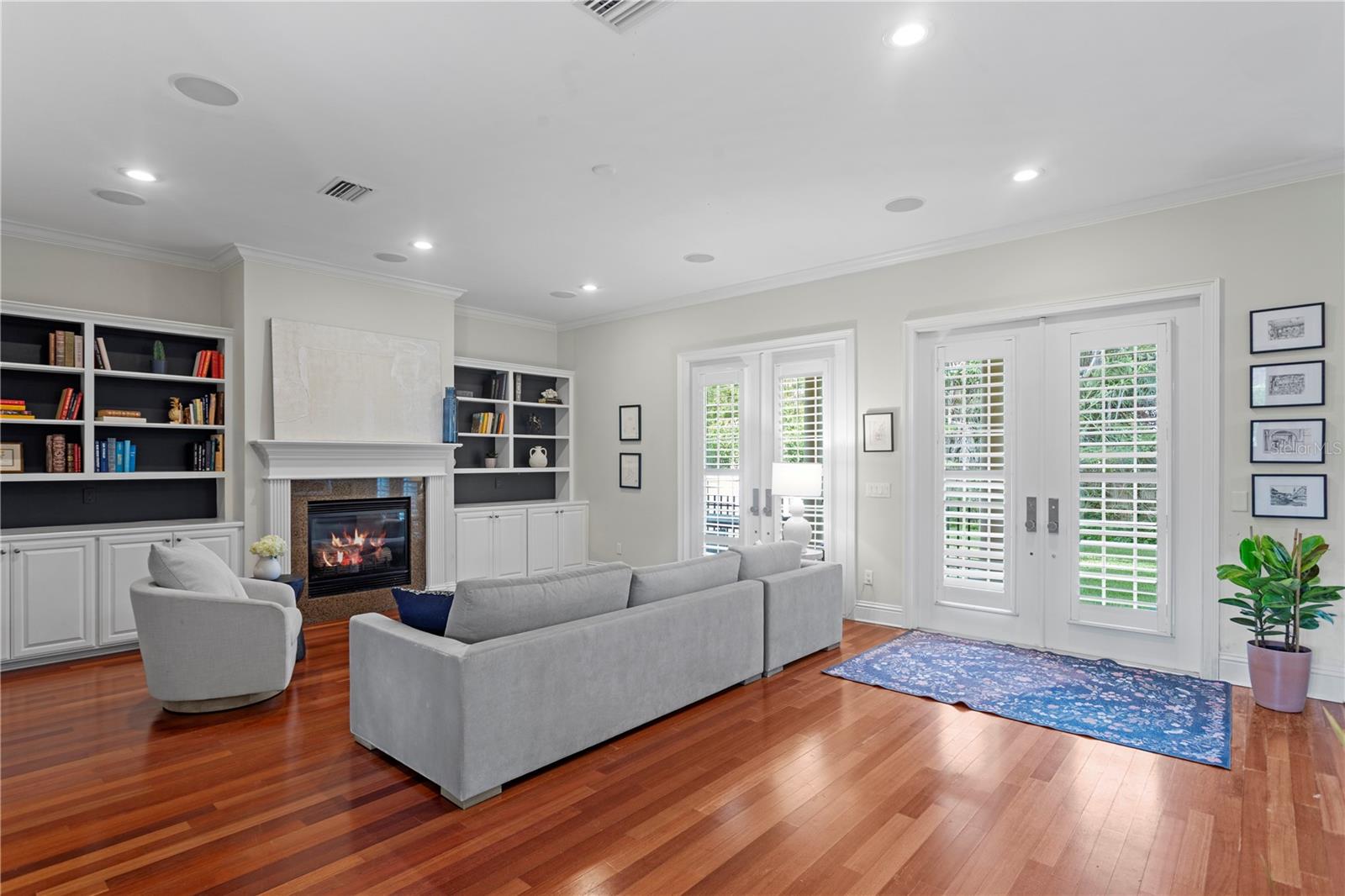 SNELL ISLE BRIGHTBAY - Residential