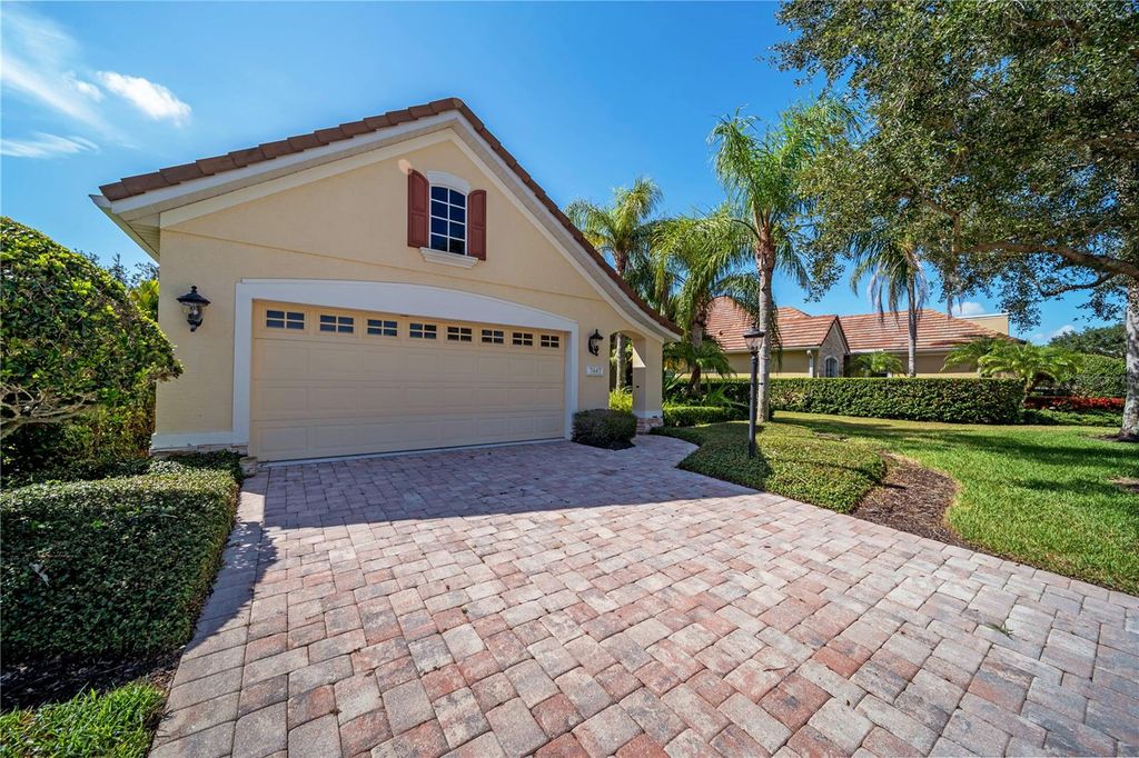 Photo of 7447 Edenmore Street, Lakewood Ranch, FL 34202 (MLS # A4658559)