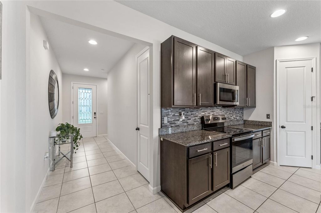 Photo of 343 Lake Smart Circle, Winter Haven, FL 33881 (MLS # S5133302)