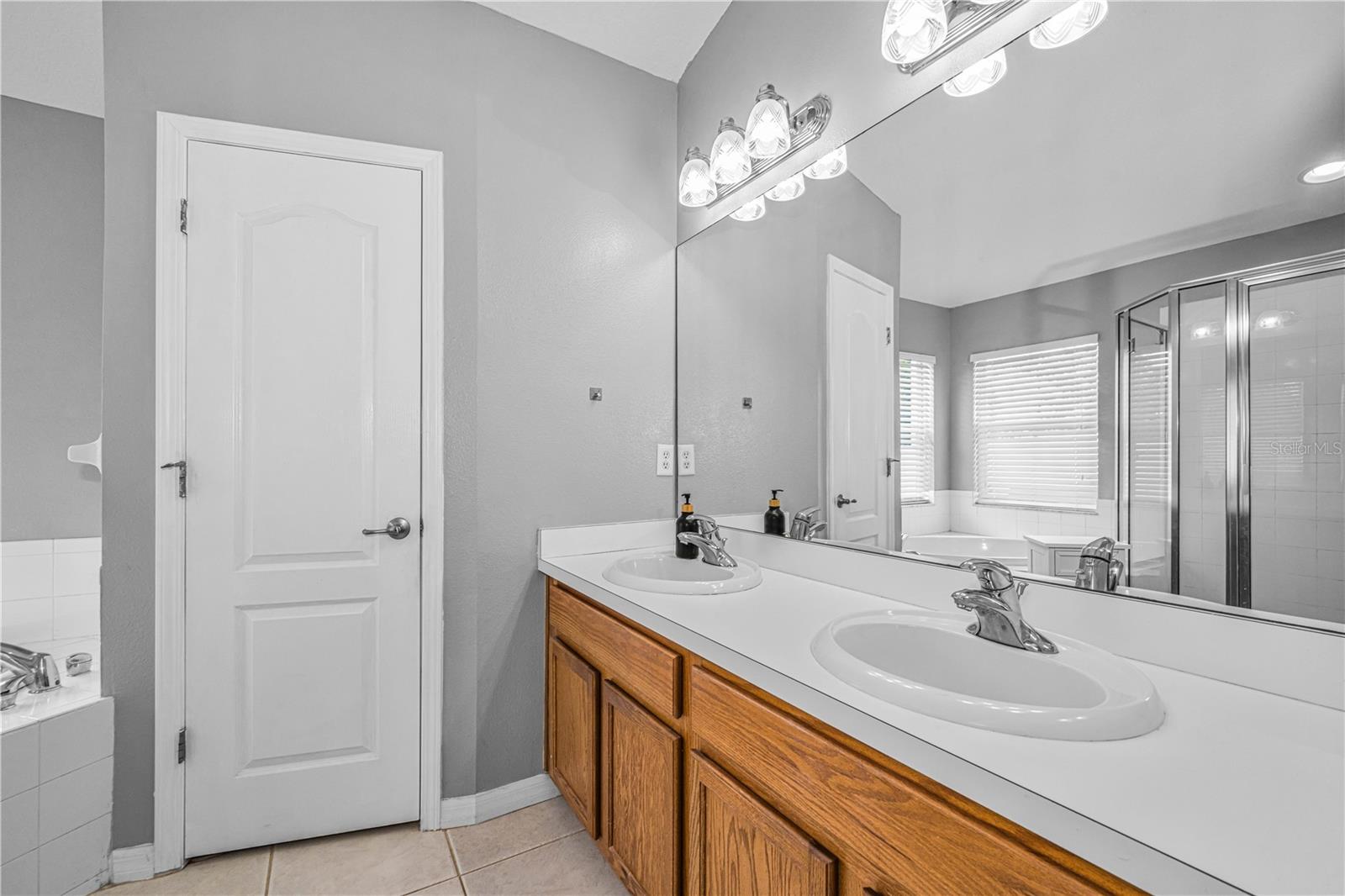 CRESTVIEW HILLS - Residential