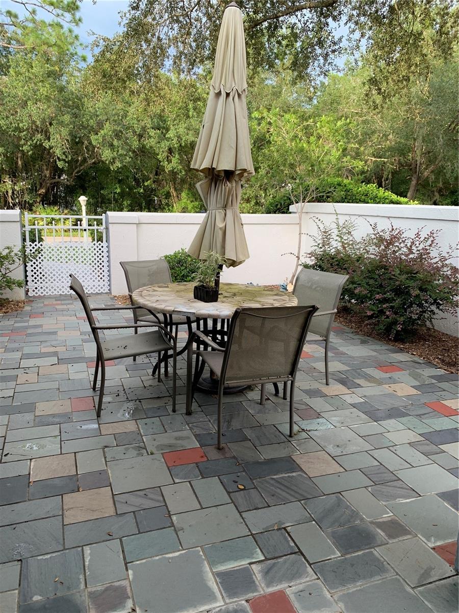 OAK RUN TIMBERGATE - Residential Lease