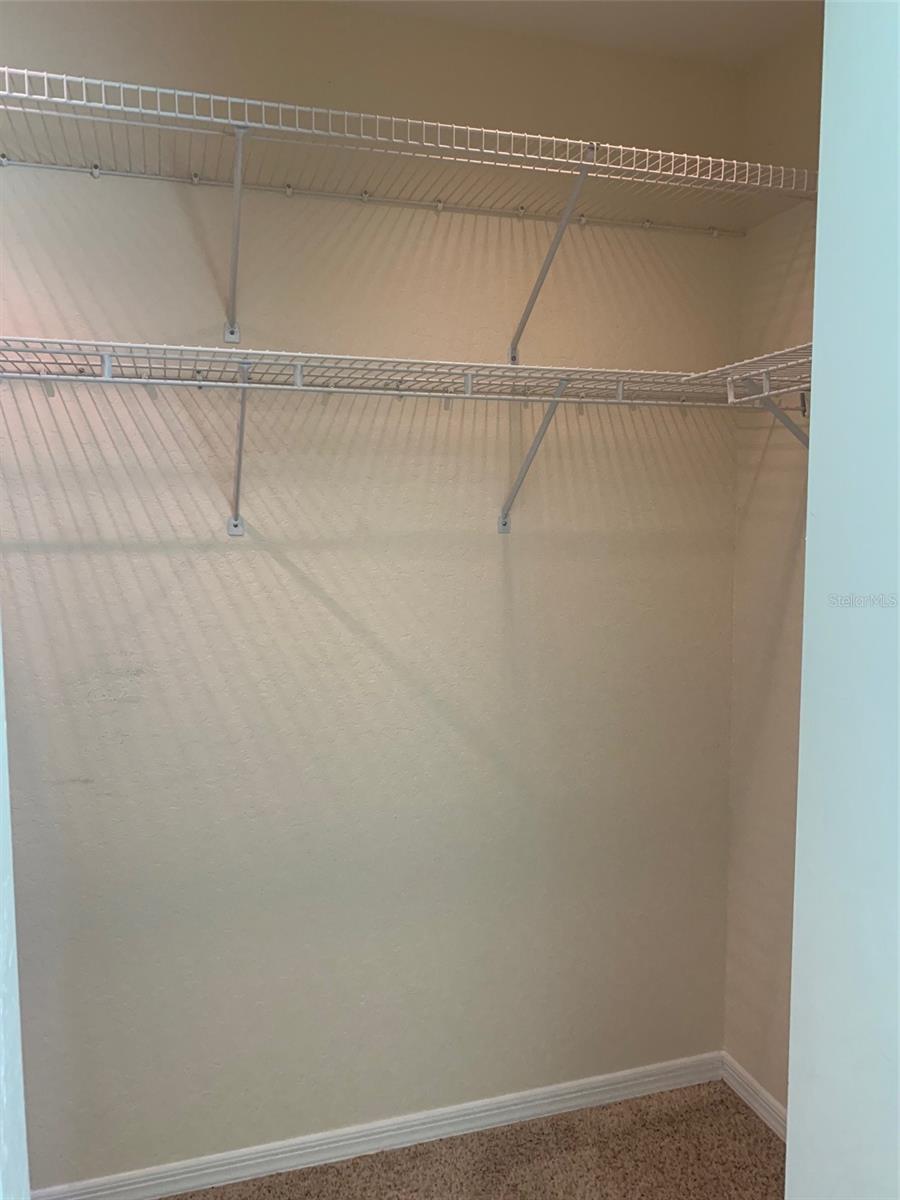 OAK RUN TIMBERGATE - Residential Lease