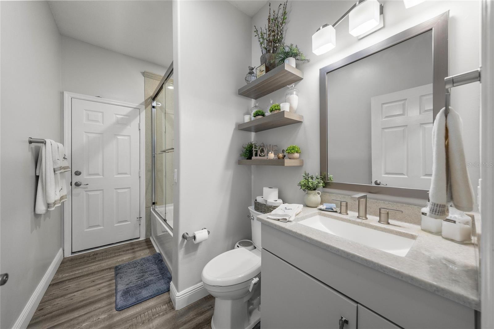 FAIRWAYS/STONECREST UN 02 - Residential