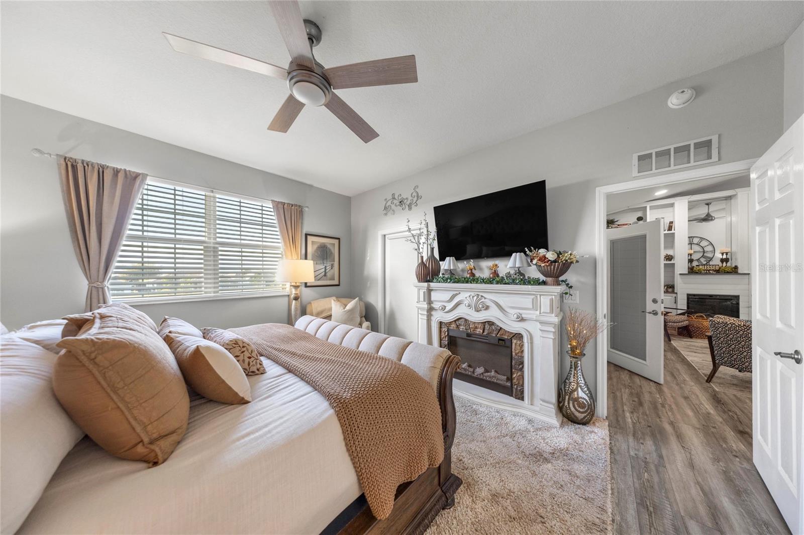 FAIRWAYS/STONECREST UN 02 - Residential