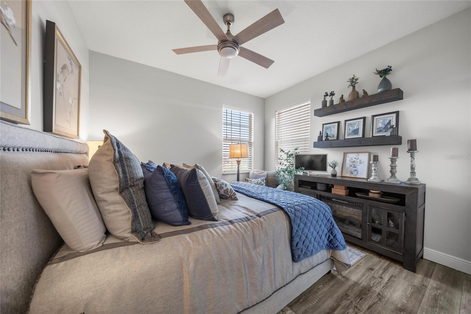 FAIRWAYS/STONECREST UN 02 - Residential