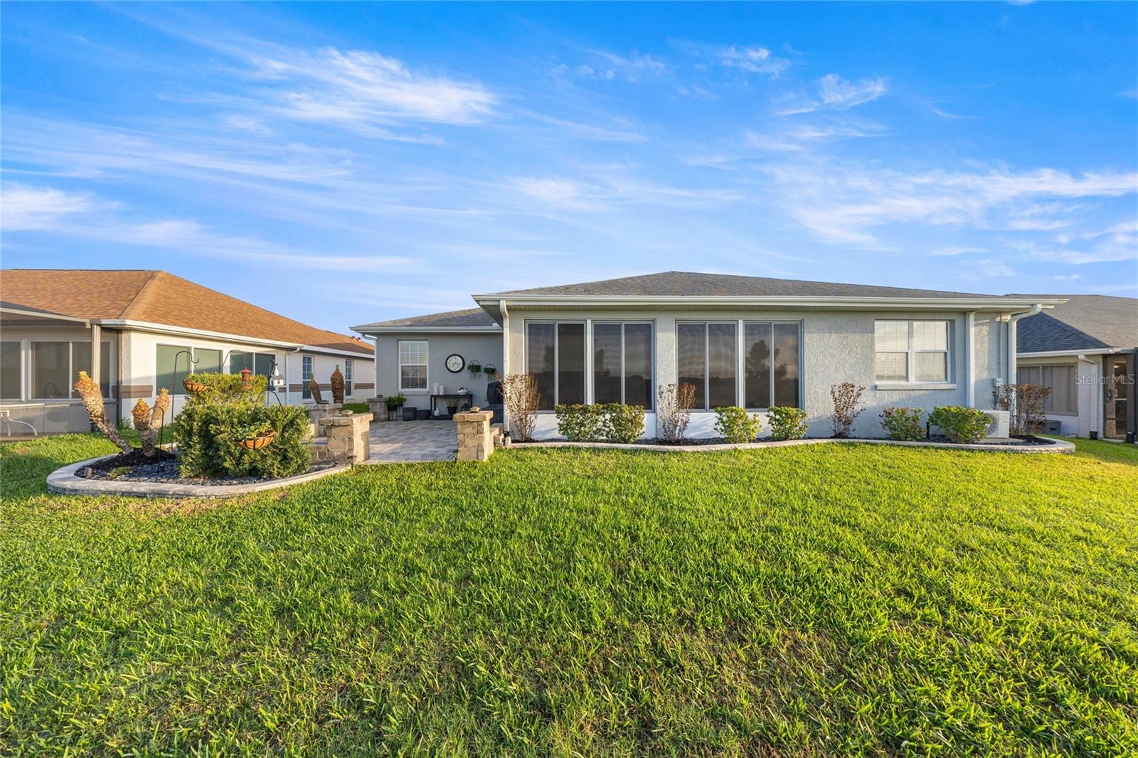 FAIRWAYS/STONECREST UN 02 - Residential