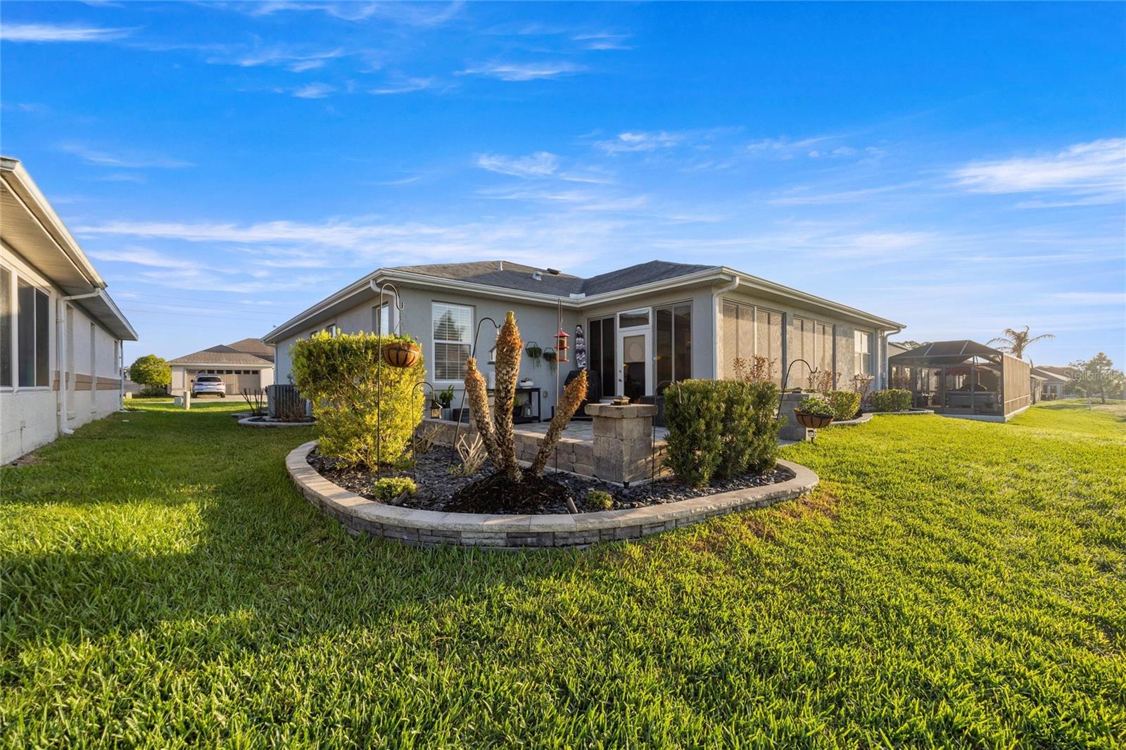 FAIRWAYS/STONECREST UN 02 - Residential