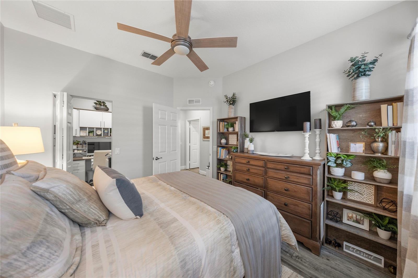 FAIRWAYS/STONECREST UN 02 - Residential