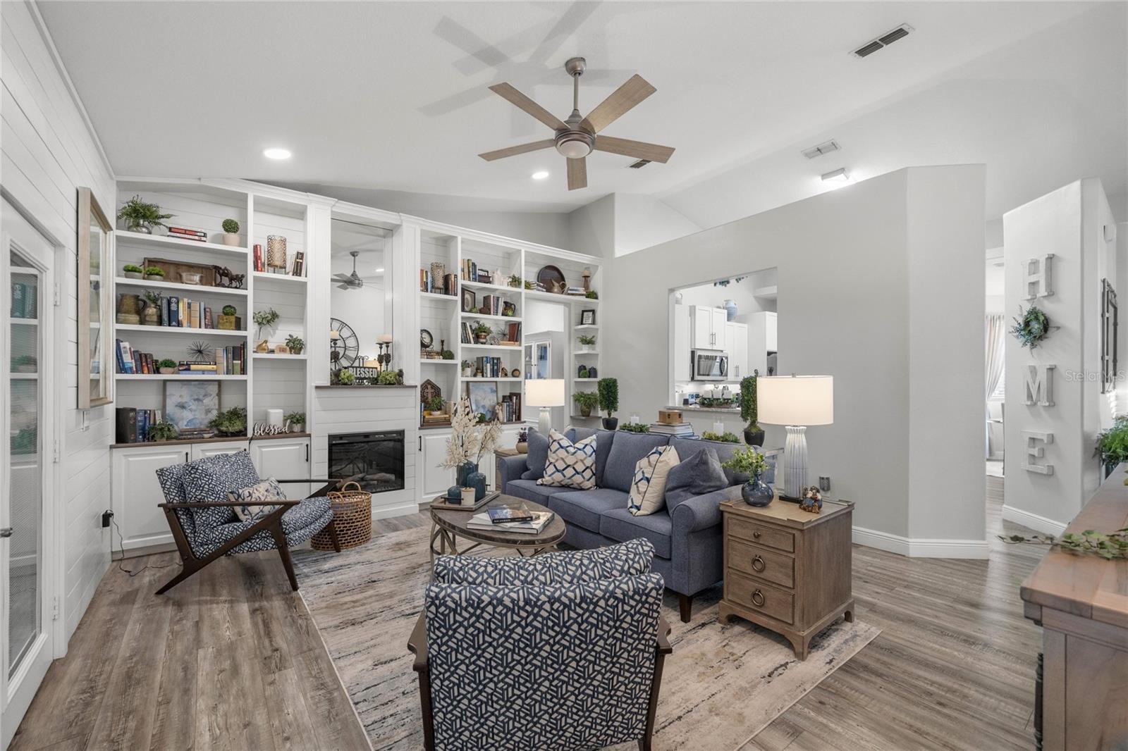 FAIRWAYS/STONECREST UN 02 - Residential