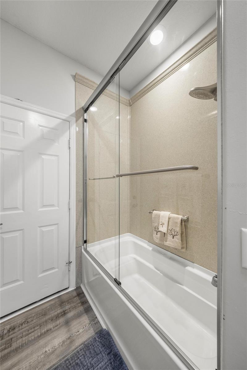 FAIRWAYS/STONECREST UN 02 - Residential