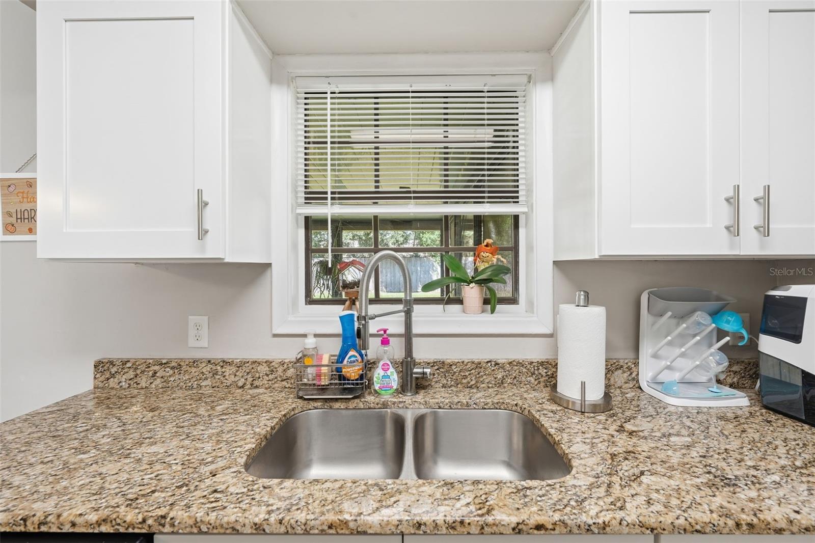 STONE HILL - Residential