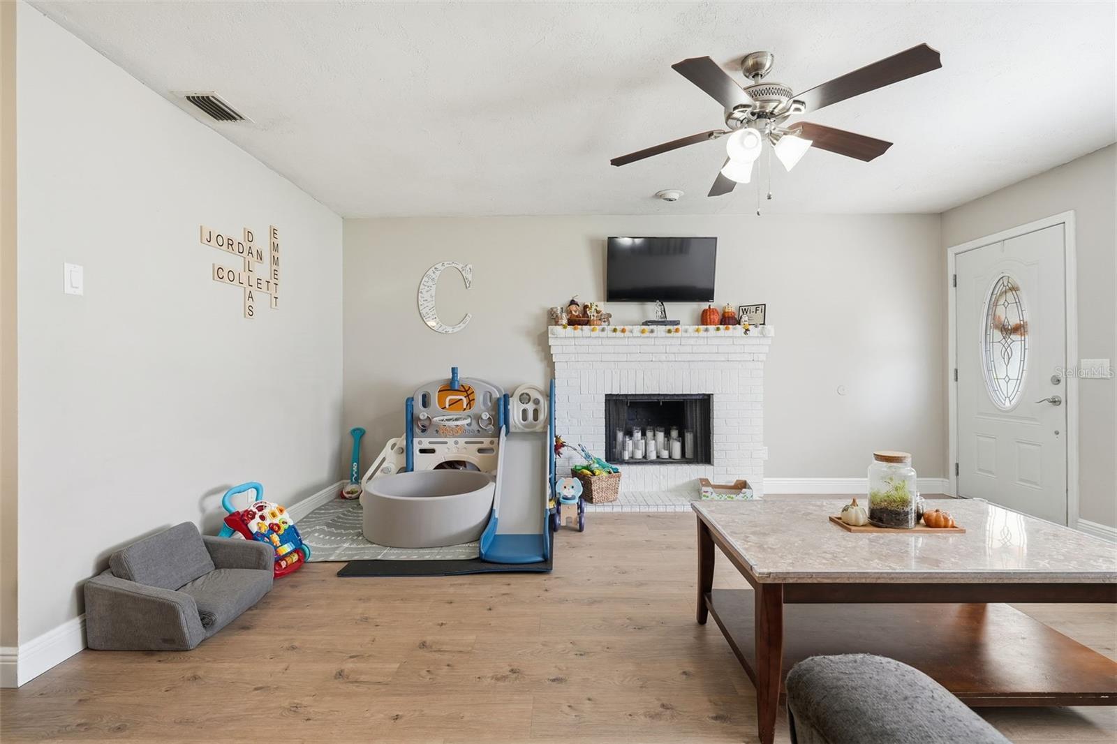 STONE HILL - Residential