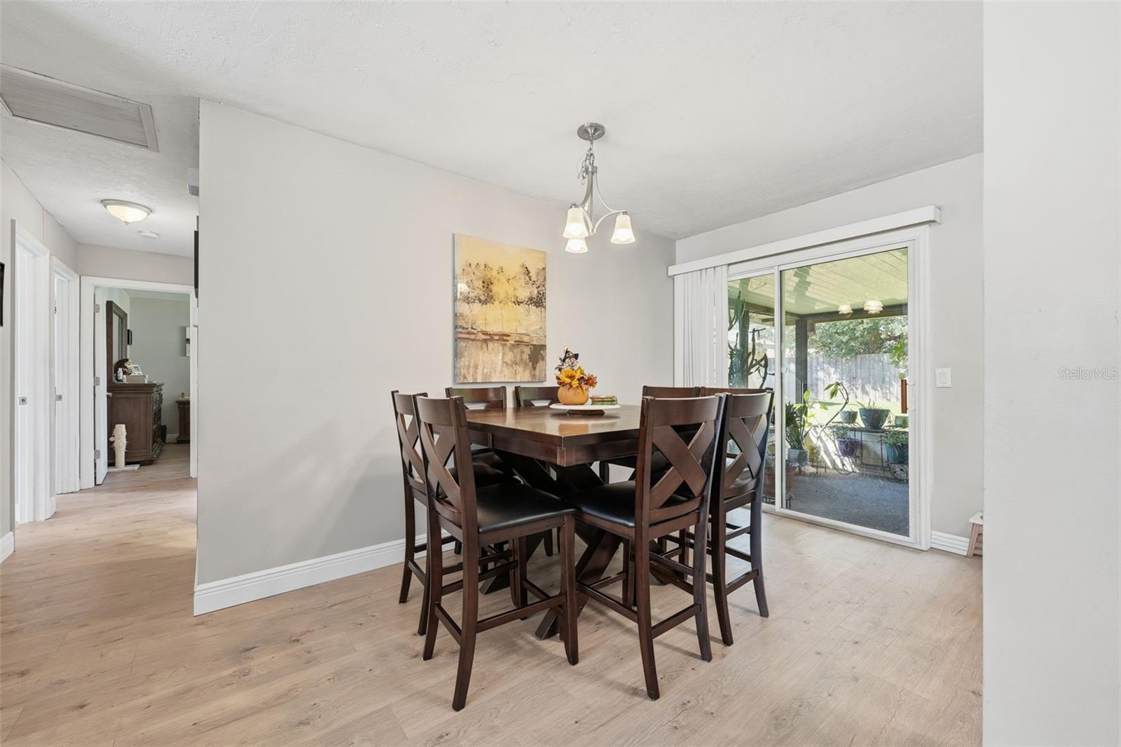 STONE HILL - Residential