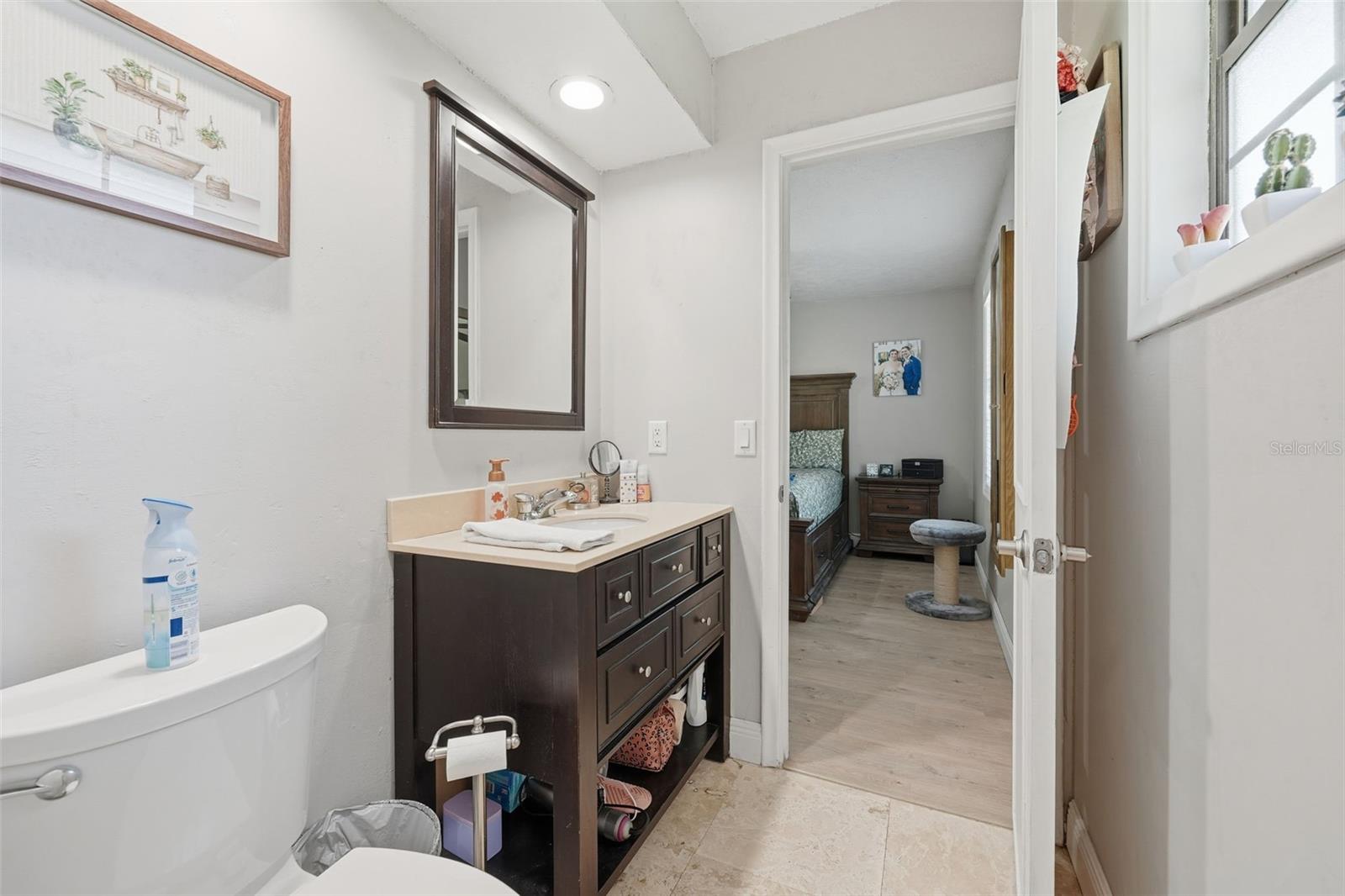 STONE HILL - Residential