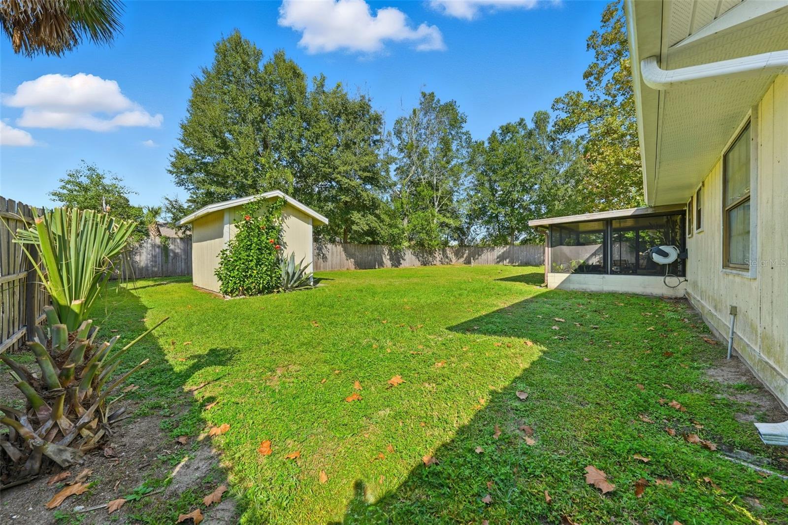 STONE HILL - Residential