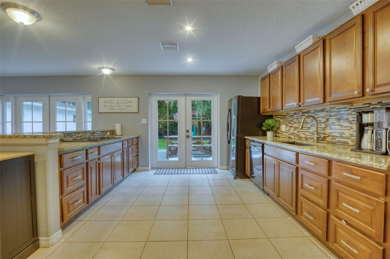 398 PALM DRIVE
