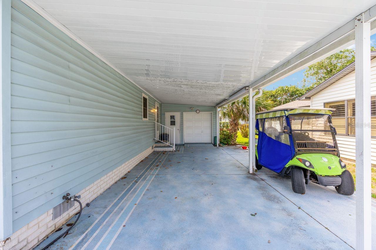 LADY LAKE ORANGE BLOSSOM GARDENS UNIT 13 - Residential