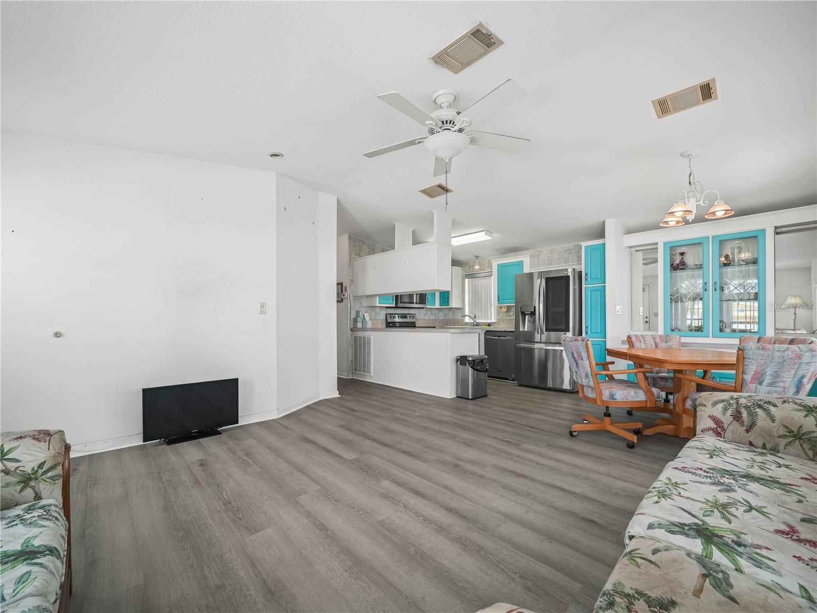 SADDLEBAG - Residential