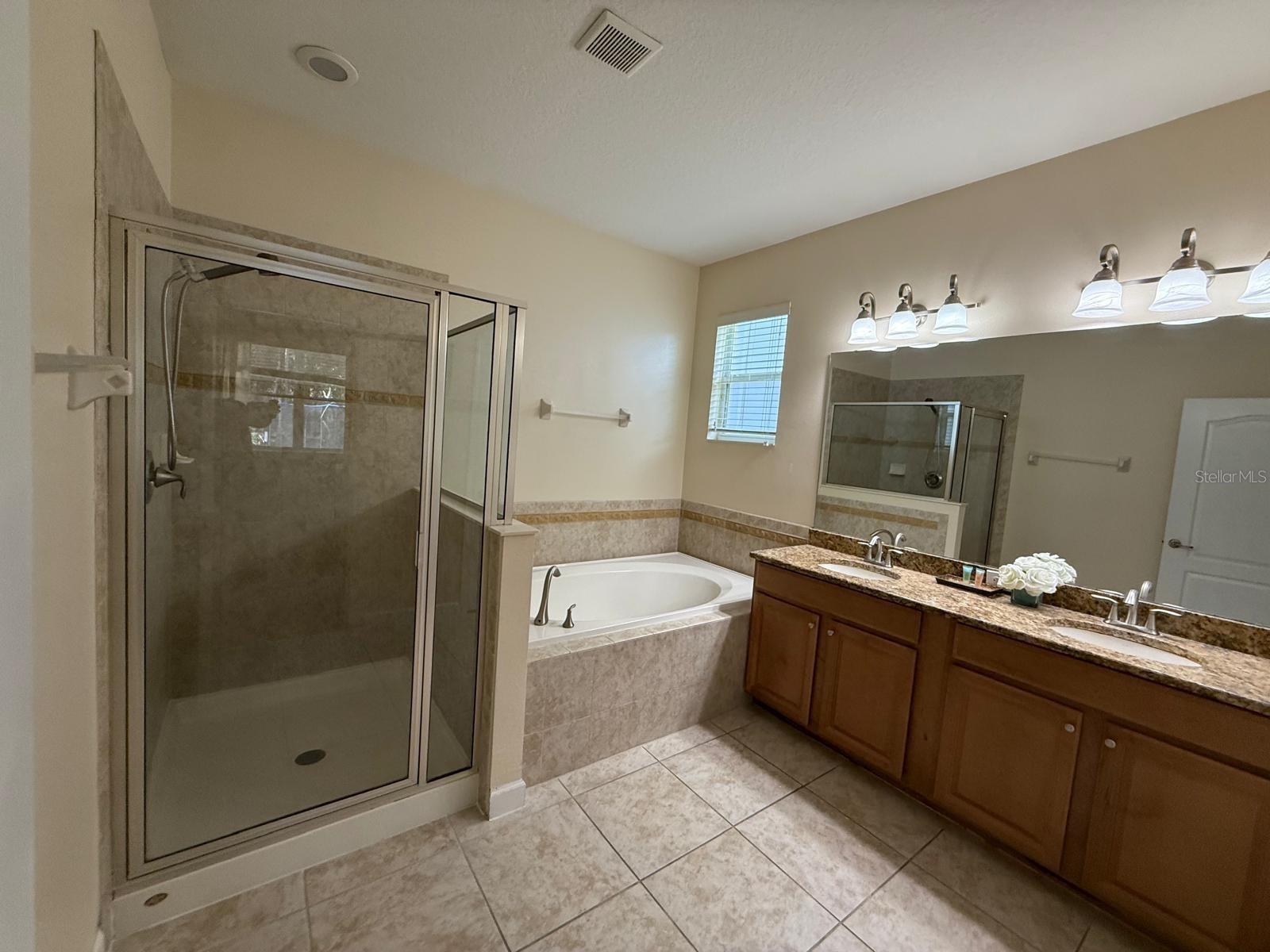 2342 CROSSTON CIRCLE