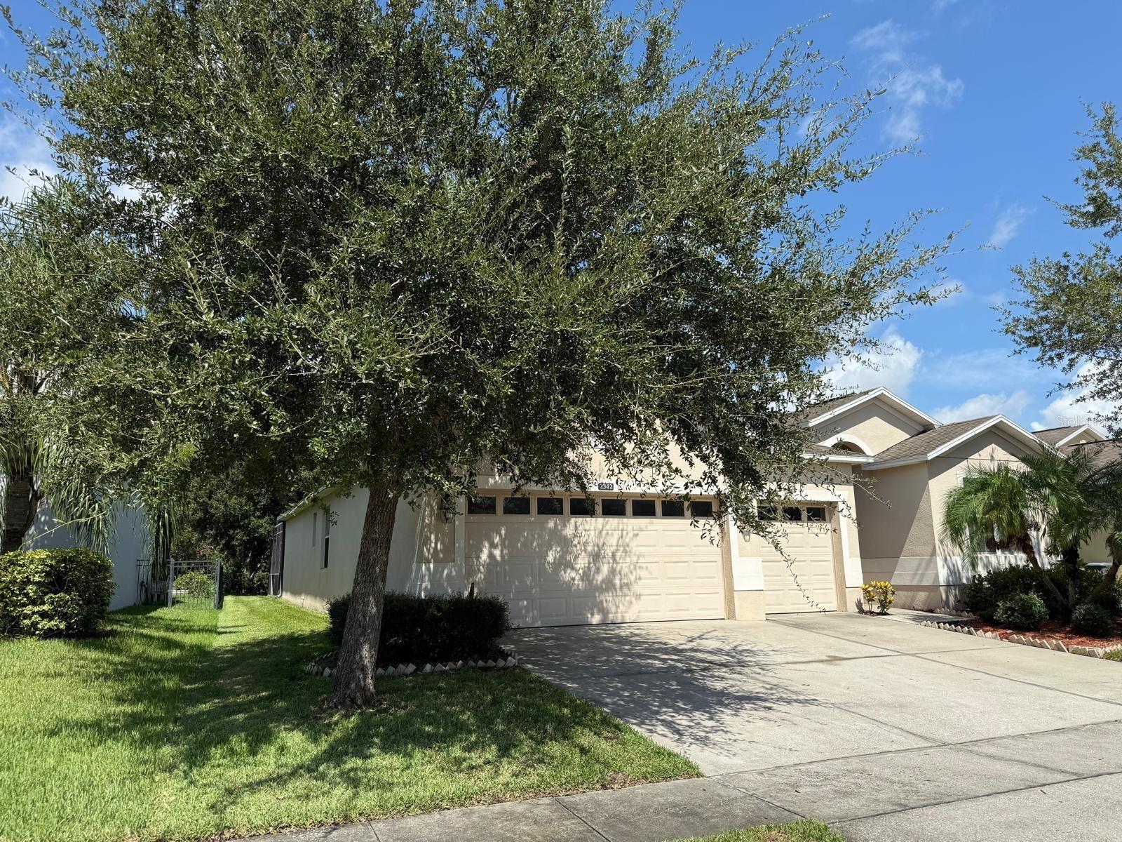 2342 CROSSTON CIRCLE