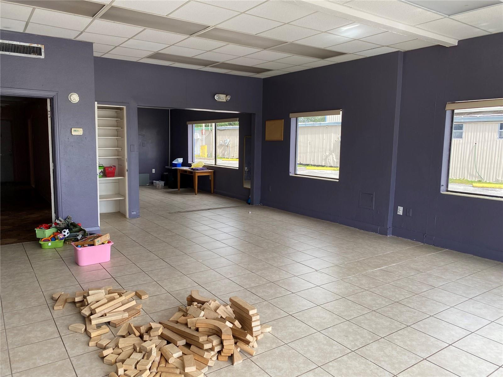 FROSTPROOF IN US - Commercial Sale