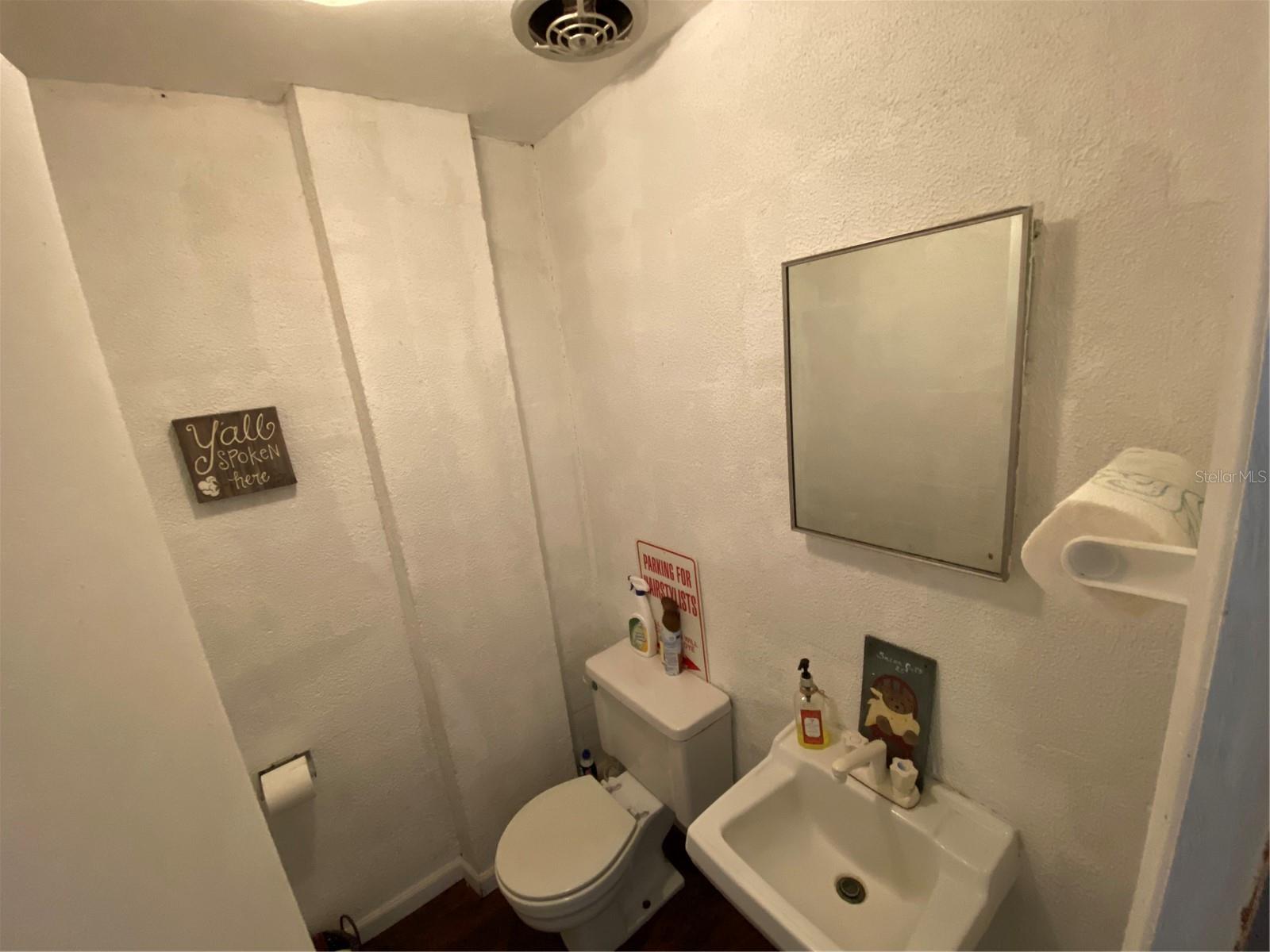 FROSTPROOF IN US - Commercial Sale