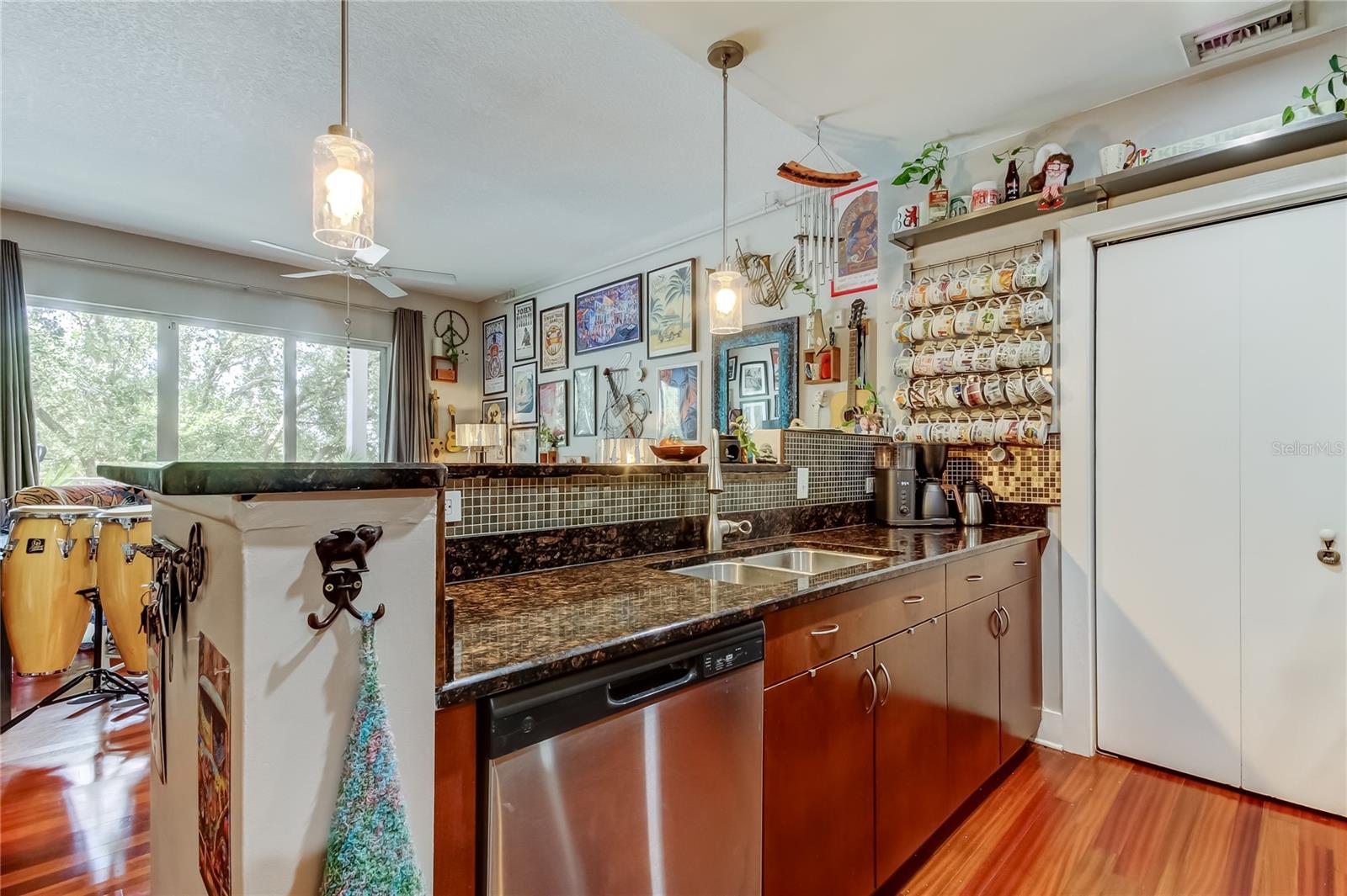 1501 DOYLE CARLTON DRIVE 204