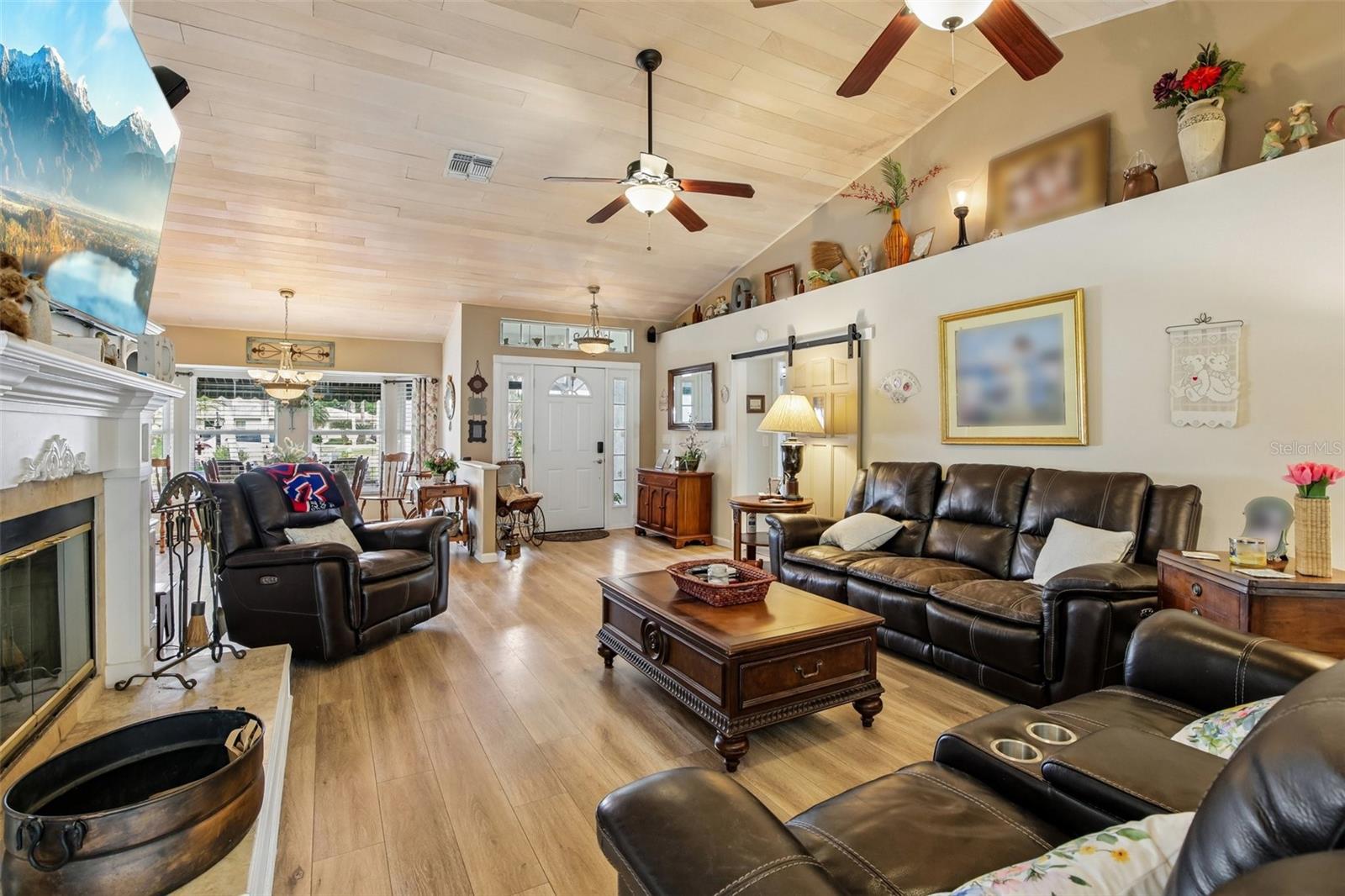 SUN CITY CENTER UNIT 35 - Residential