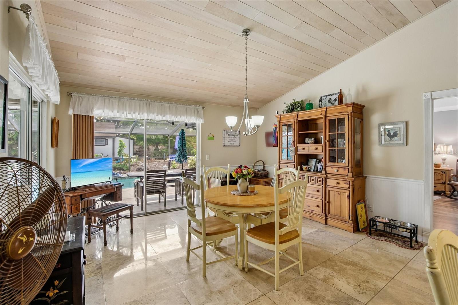 SUN CITY CENTER UNIT 35 - Residential