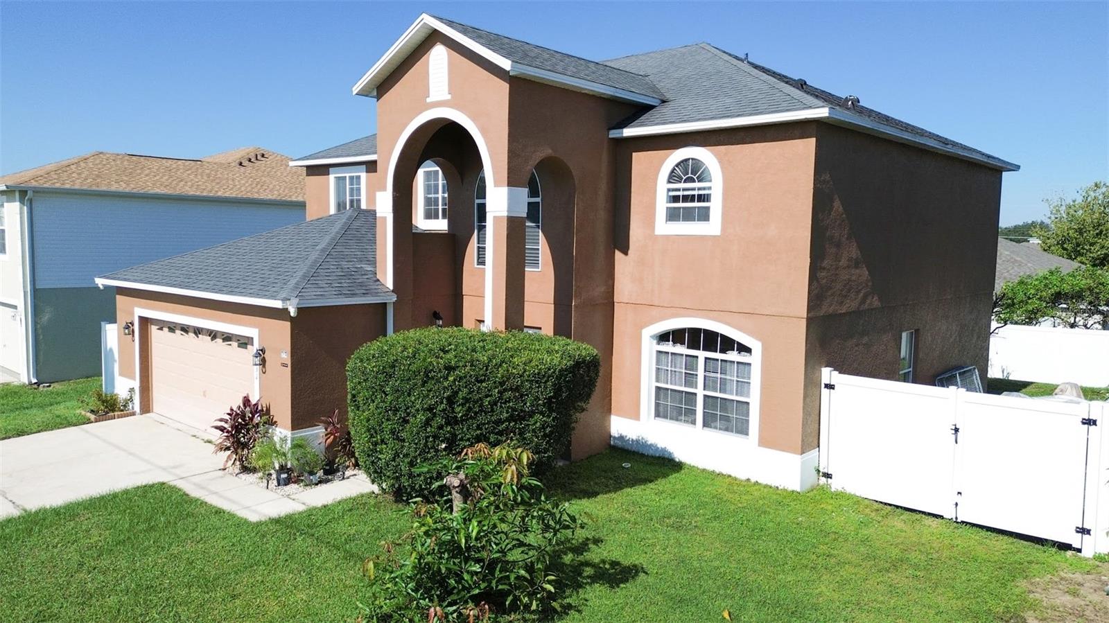 1931 DOLPHIN DRIVE