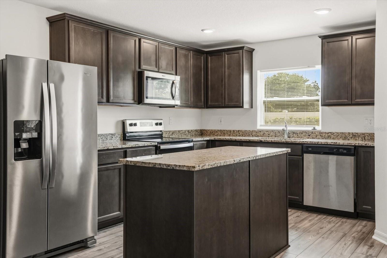 HAMLETS/TAVARES - Residential