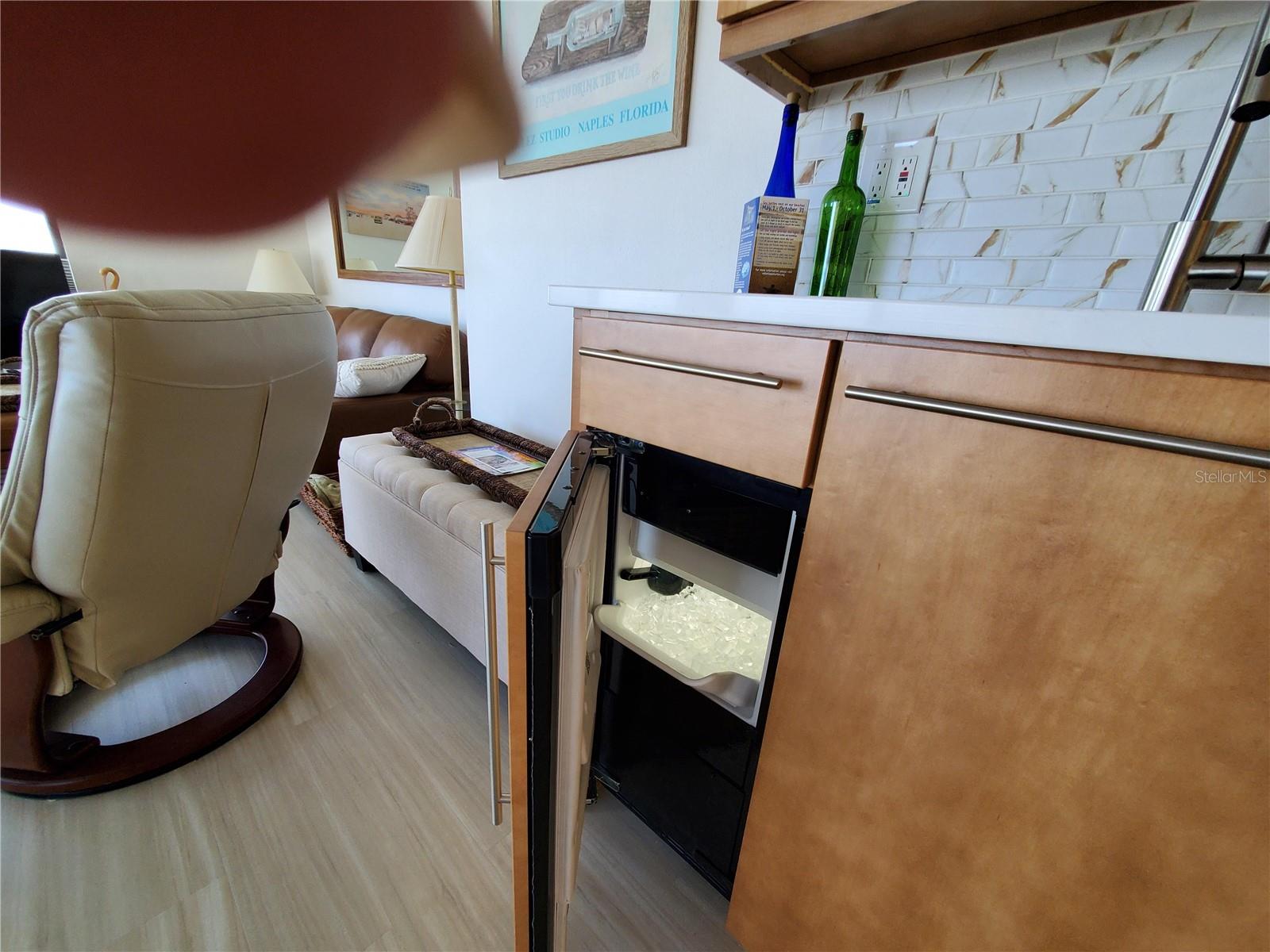 OCEAN REEF VILLAS - Residential Lease