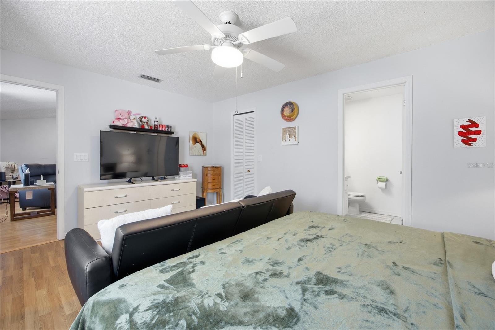 MARION OAKS - Residential