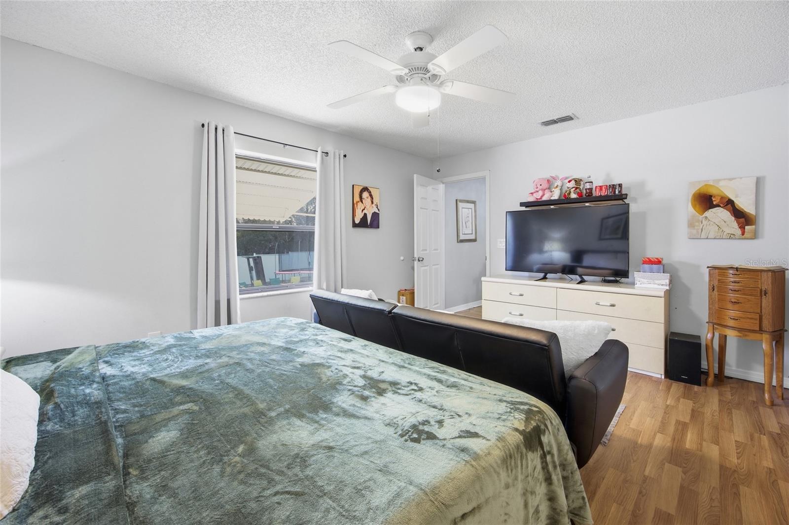 MARION OAKS - Residential