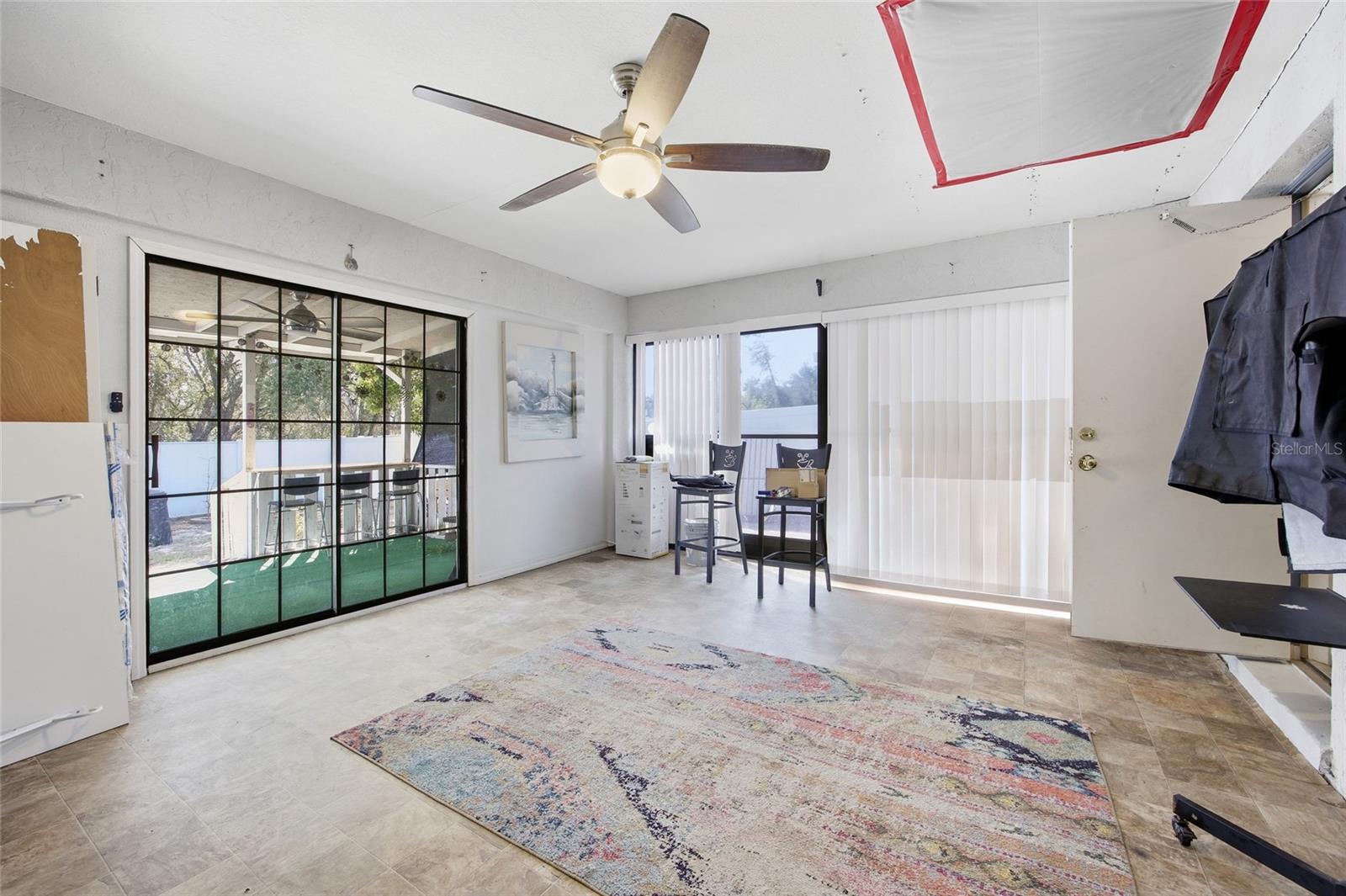 MARION OAKS - Residential