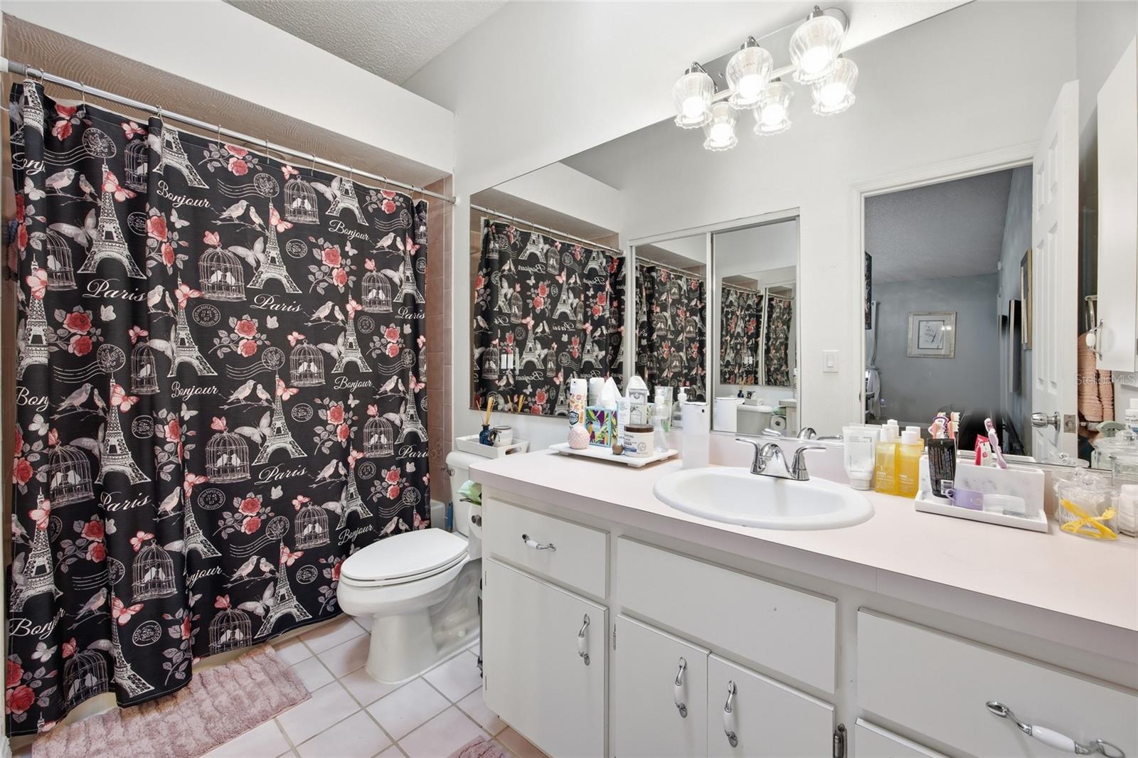 MARION OAKS - Residential