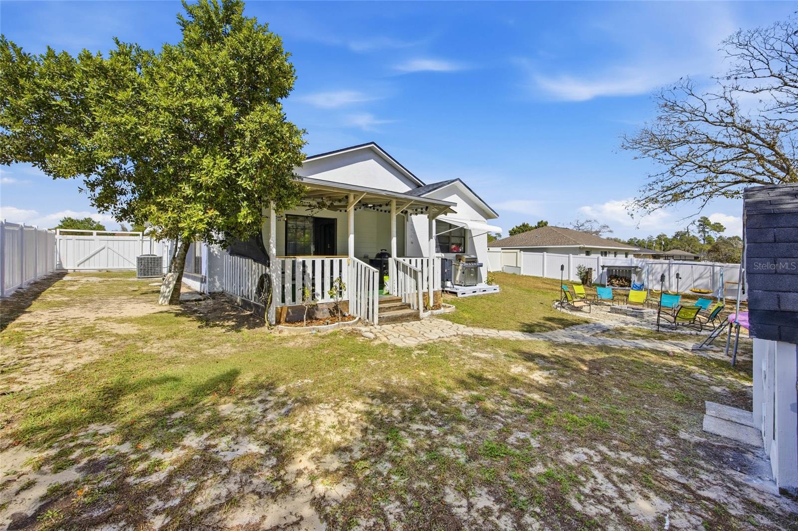 MARION OAKS - Residential