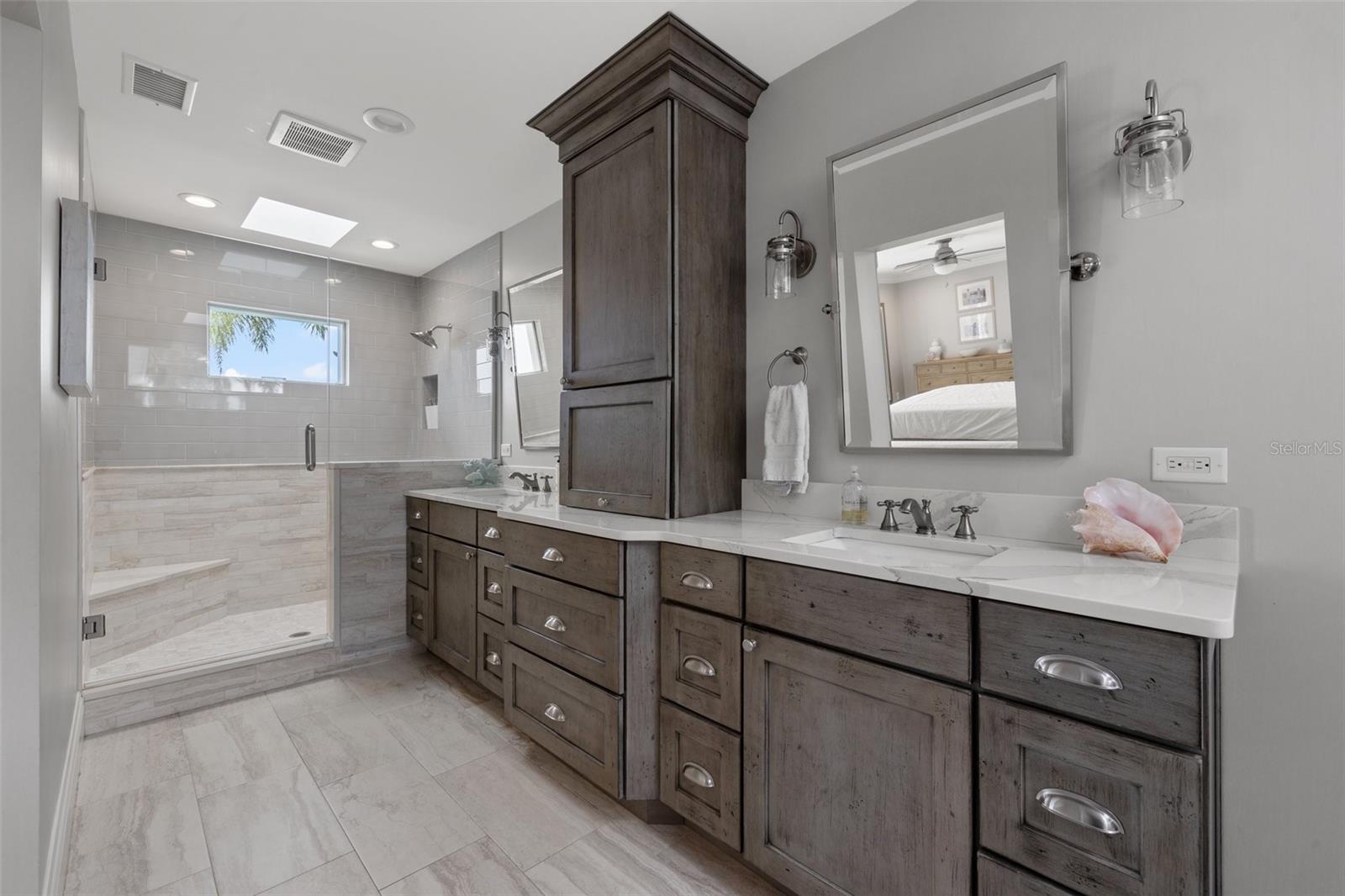 HARBOR BLUFFS SEC 4 - Residential