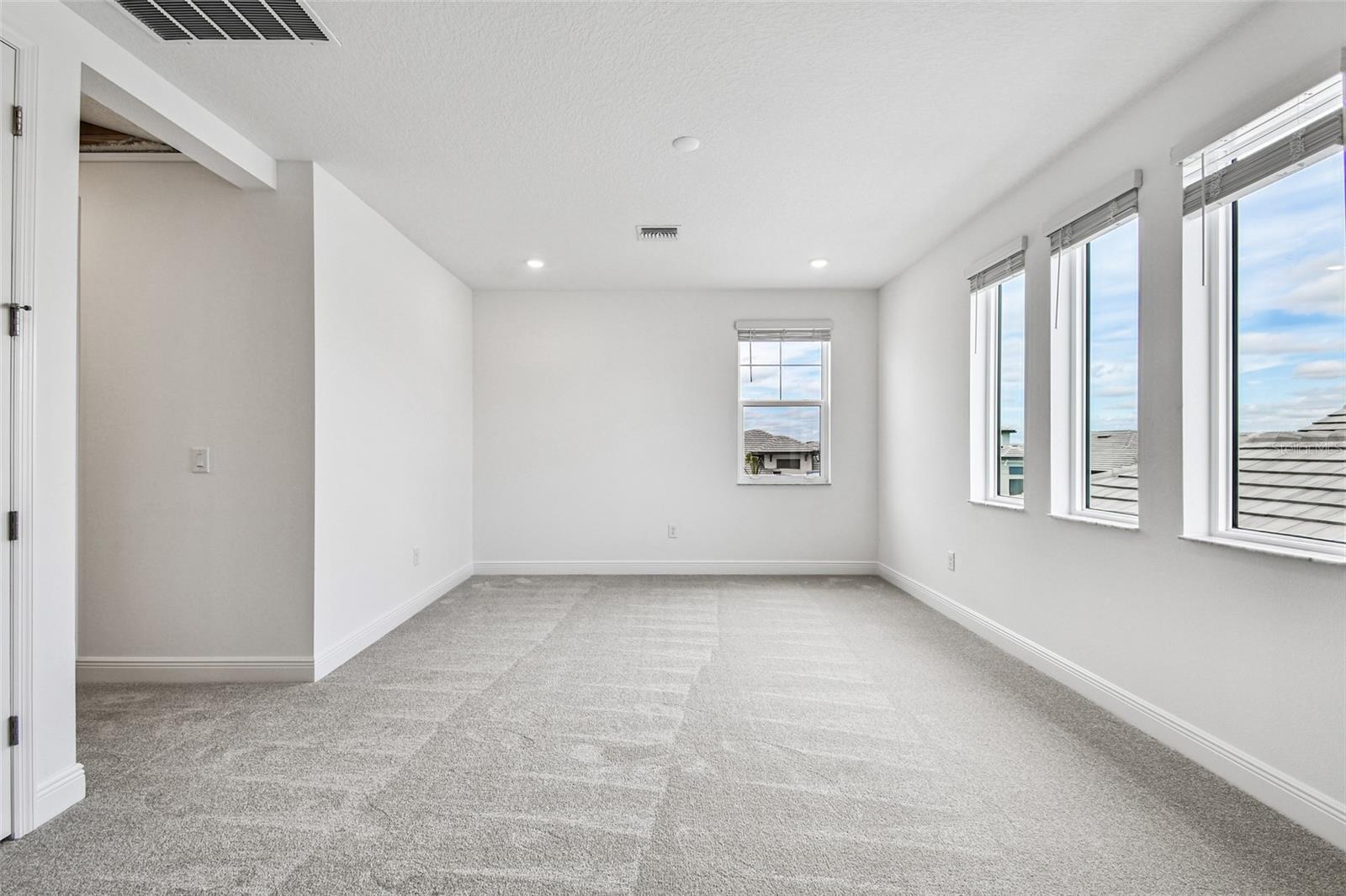 SWEETWATER AT LAKEWOOD RANCH - Residential