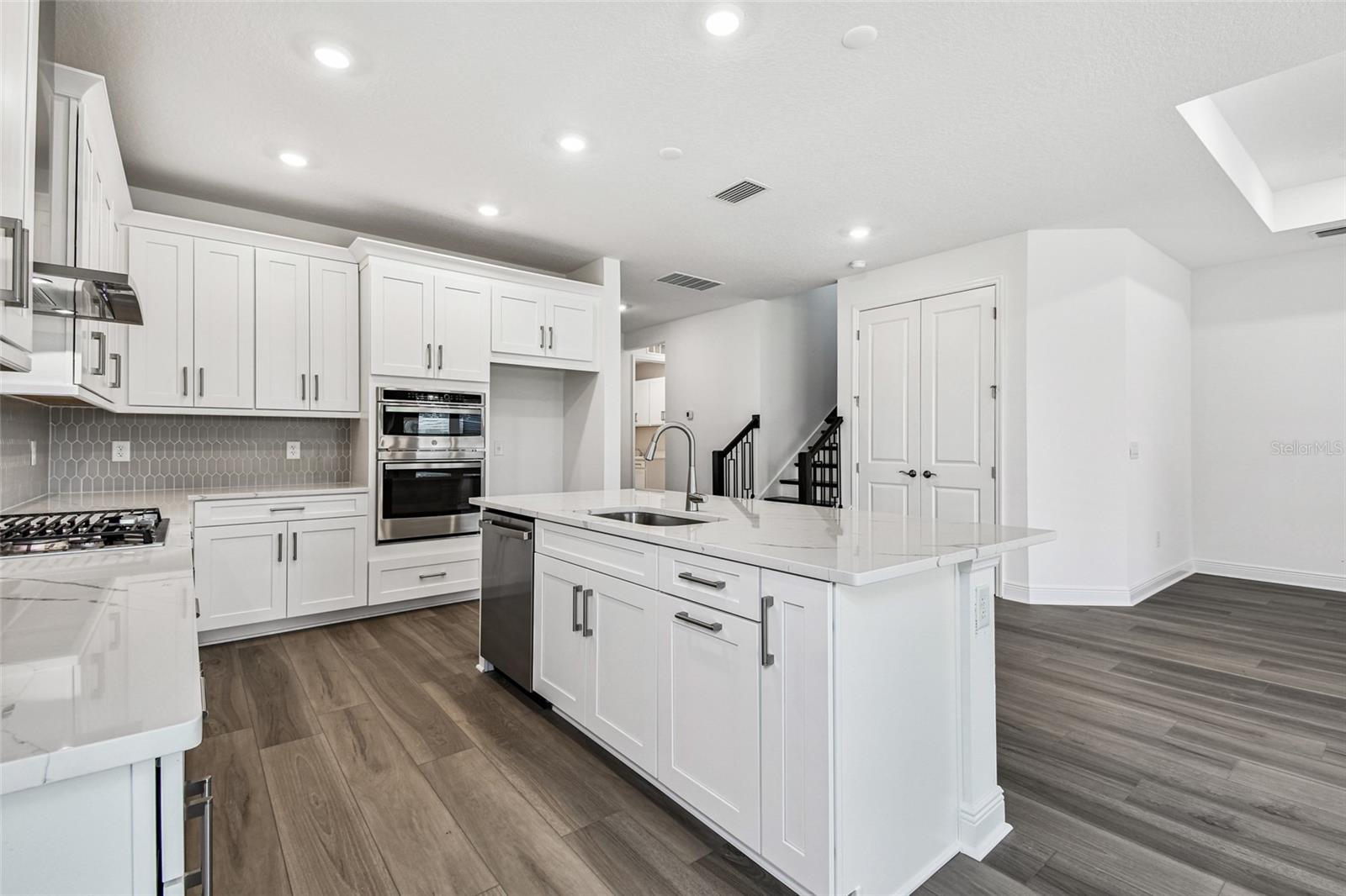 SWEETWATER AT LAKEWOOD RANCH - Residential